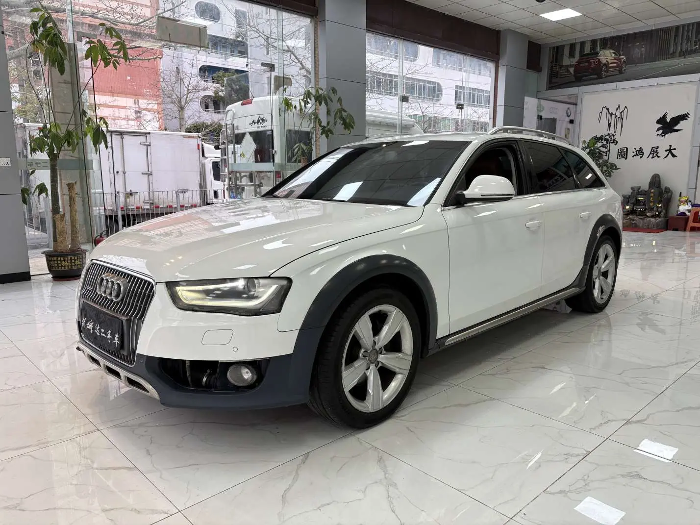 Audi A4  из Китая