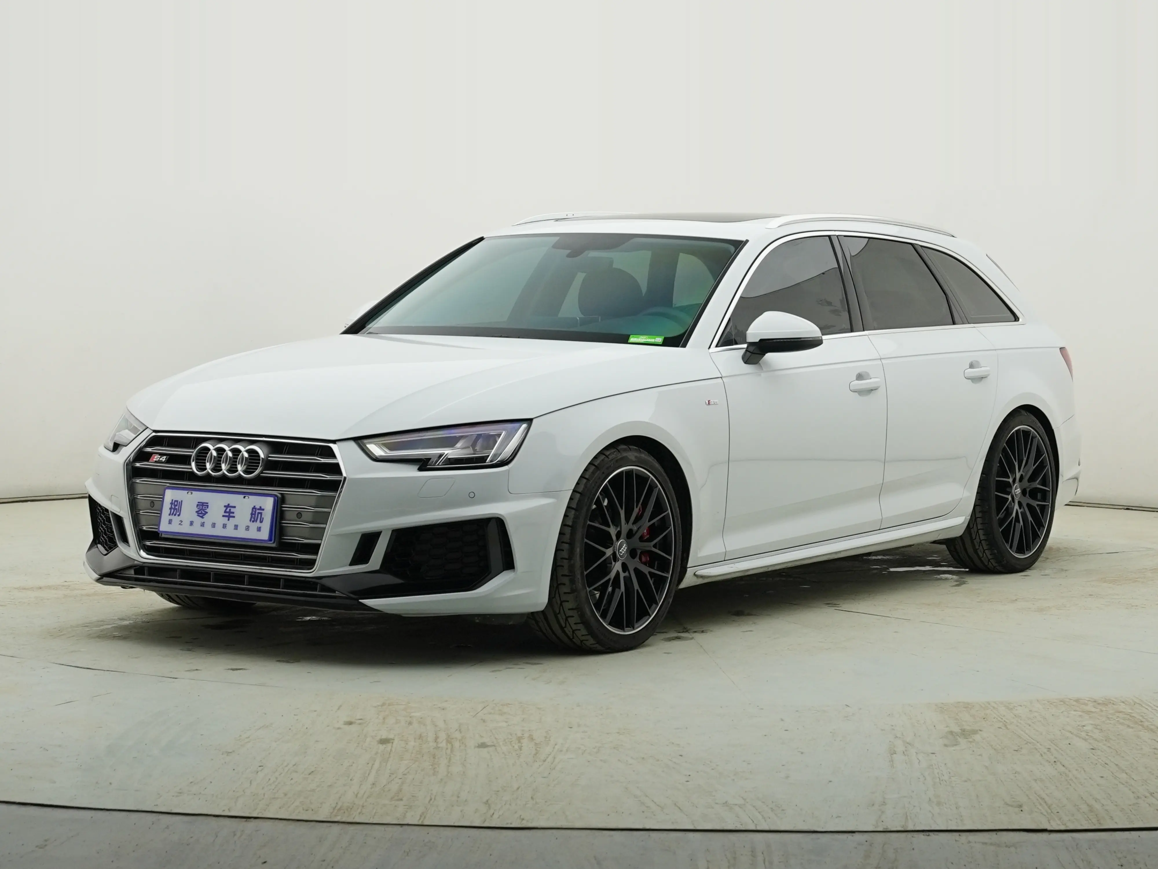 Audi A4  из Китая