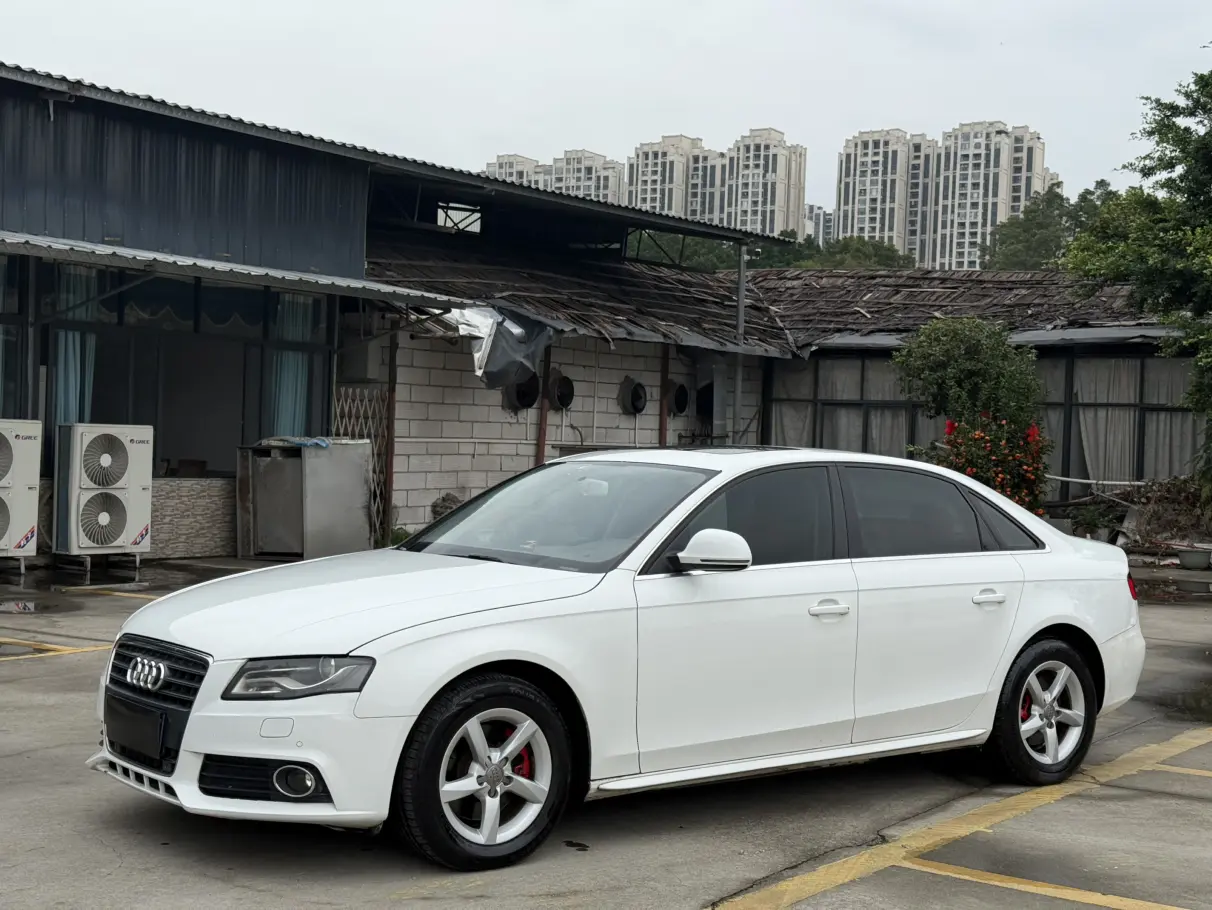 Audi A4L  из Китая