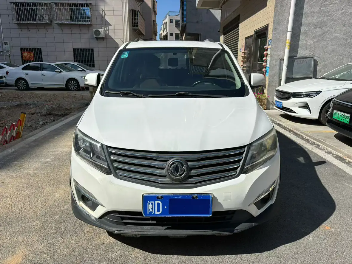 Forthing Fengxing S500  из Китая