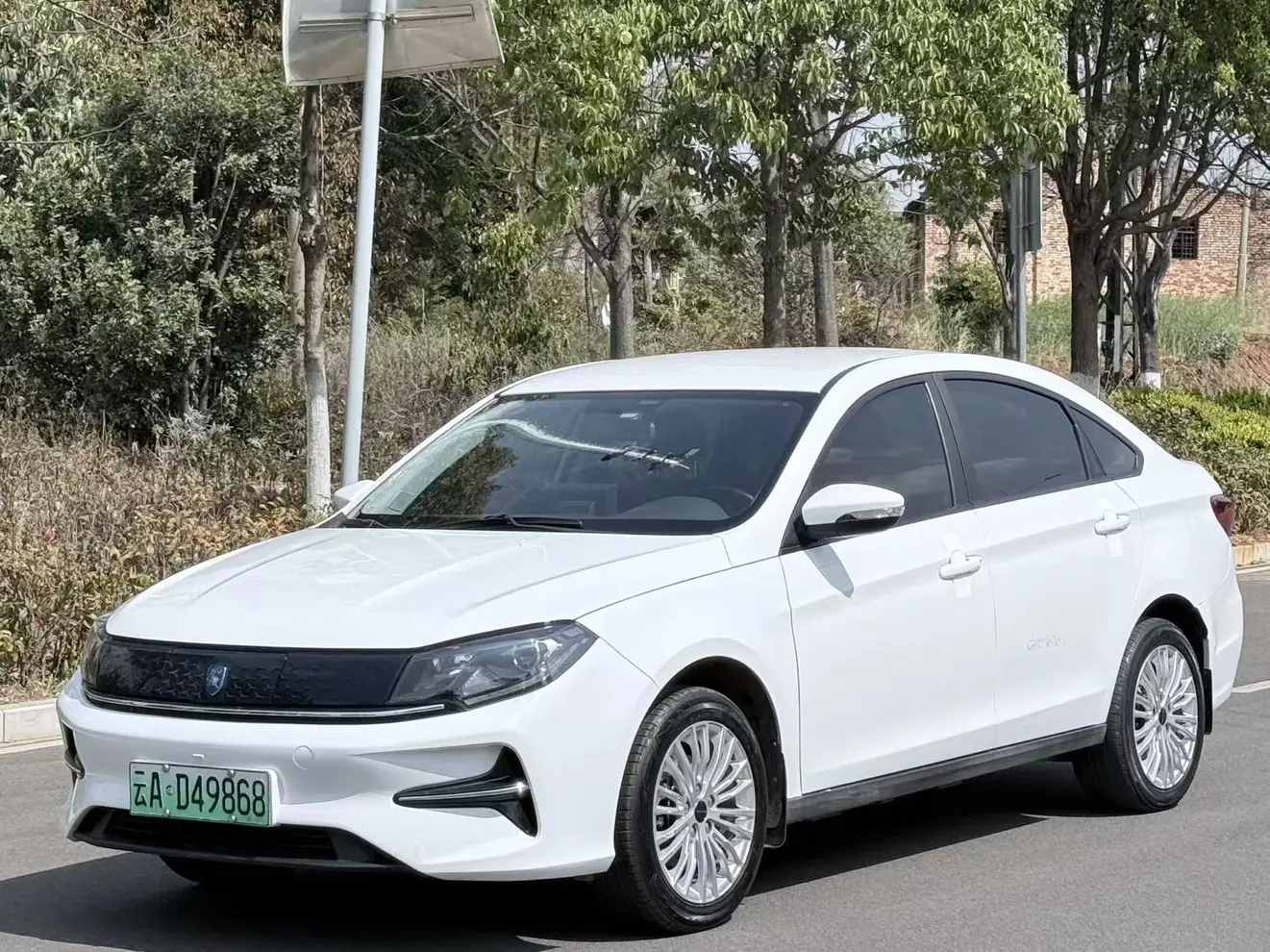 Forthing Fengxing S60 EV  из Китая