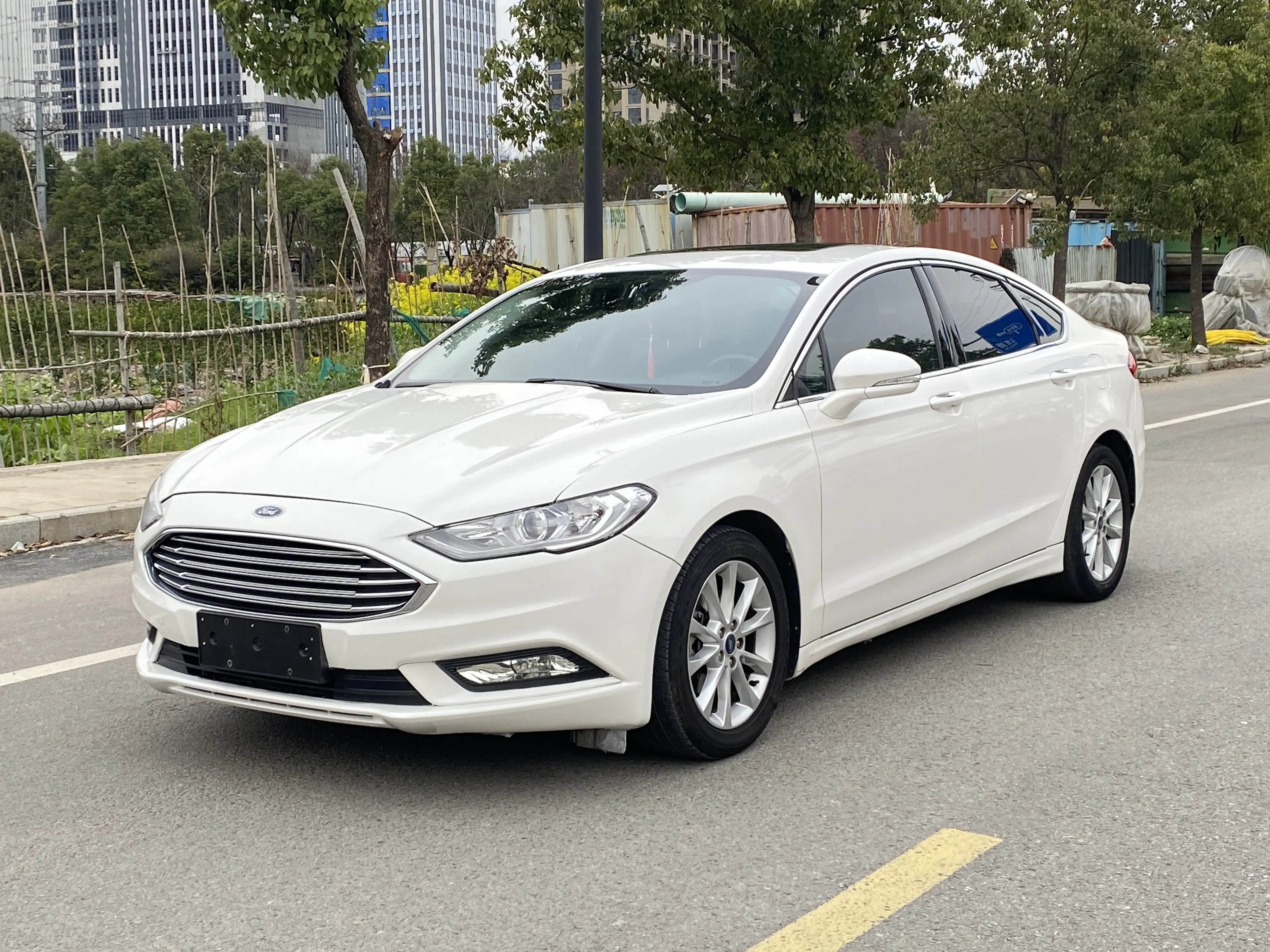 Ford Mondeo  из Китая