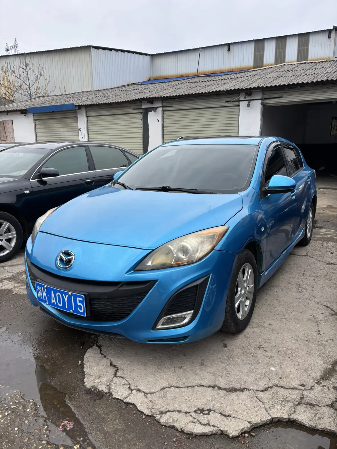 Mazda Axela (Mazda3)  из Китая