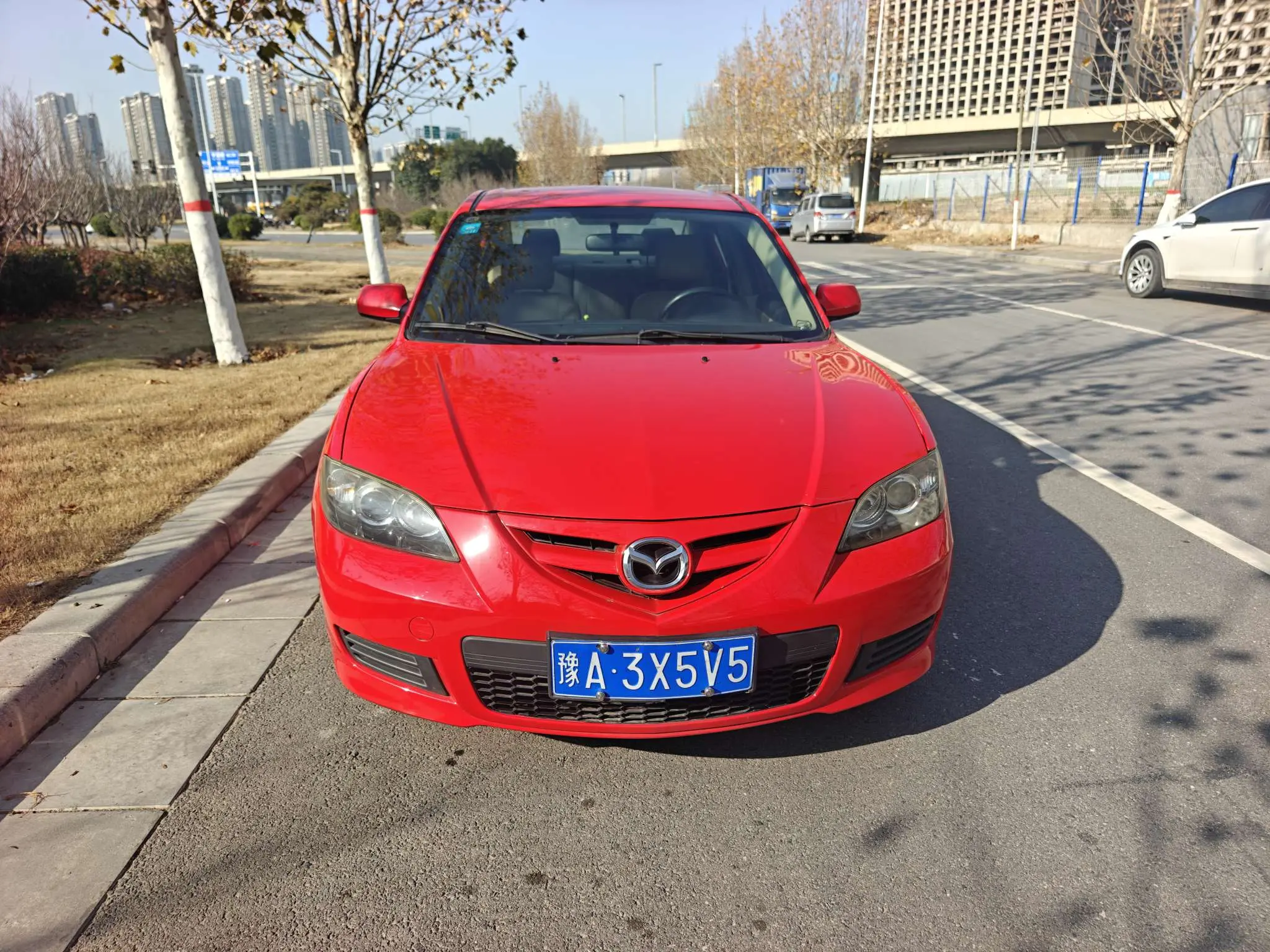 Mazda Axela (Mazda3)  из Китая