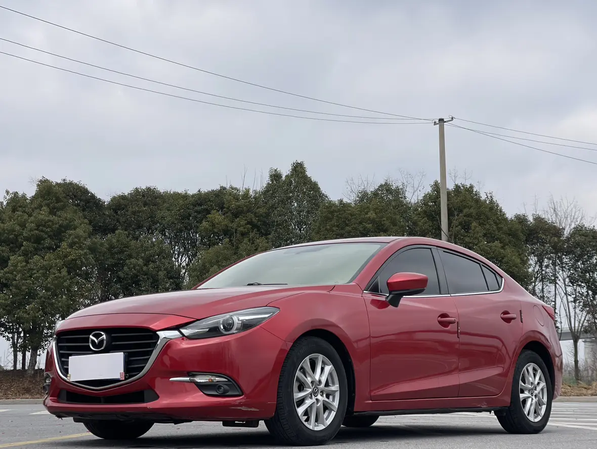 Mazda Axela (Mazda3)  из Китая