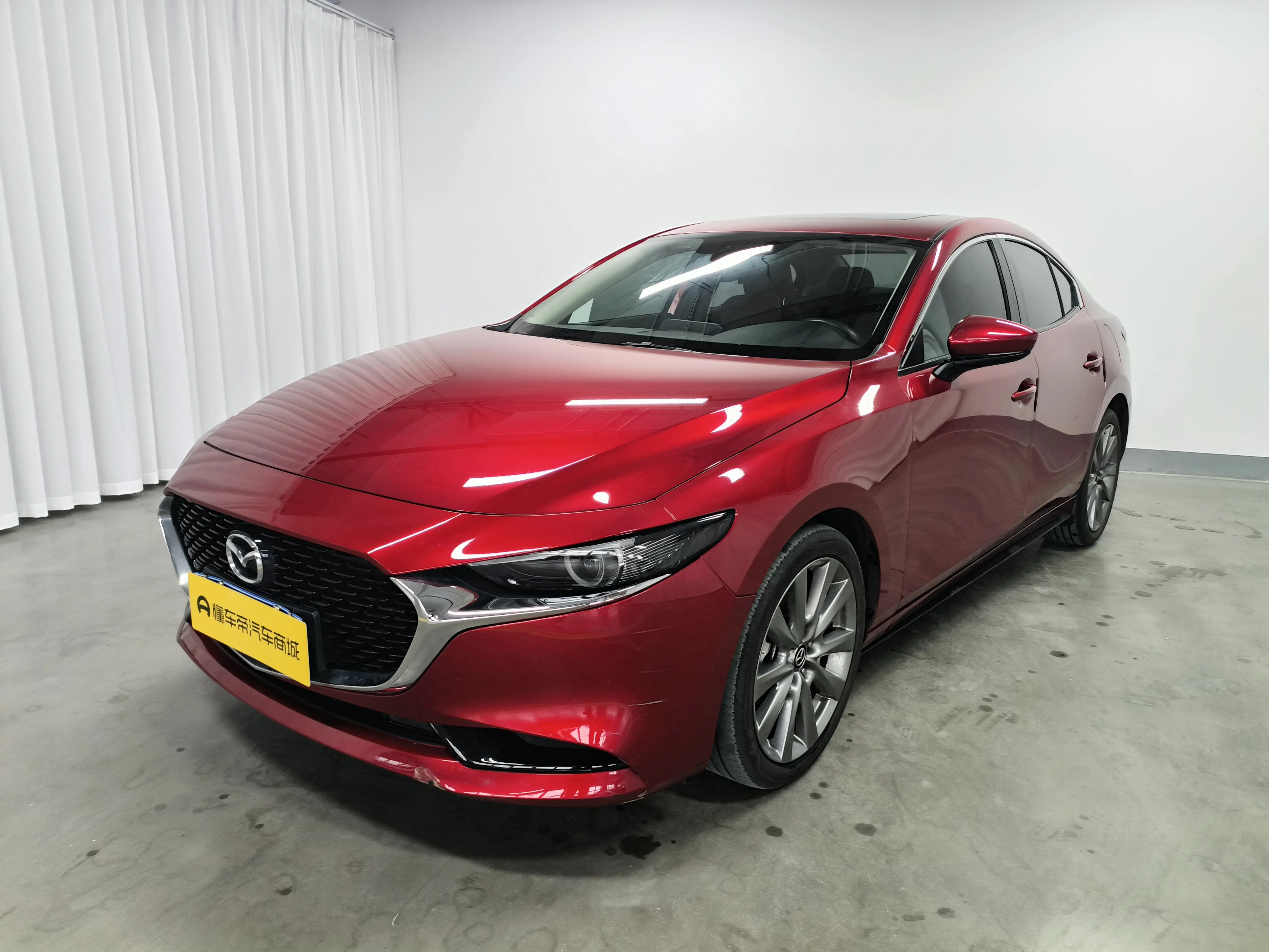 Mazda Axela (Mazda3)  из Китая