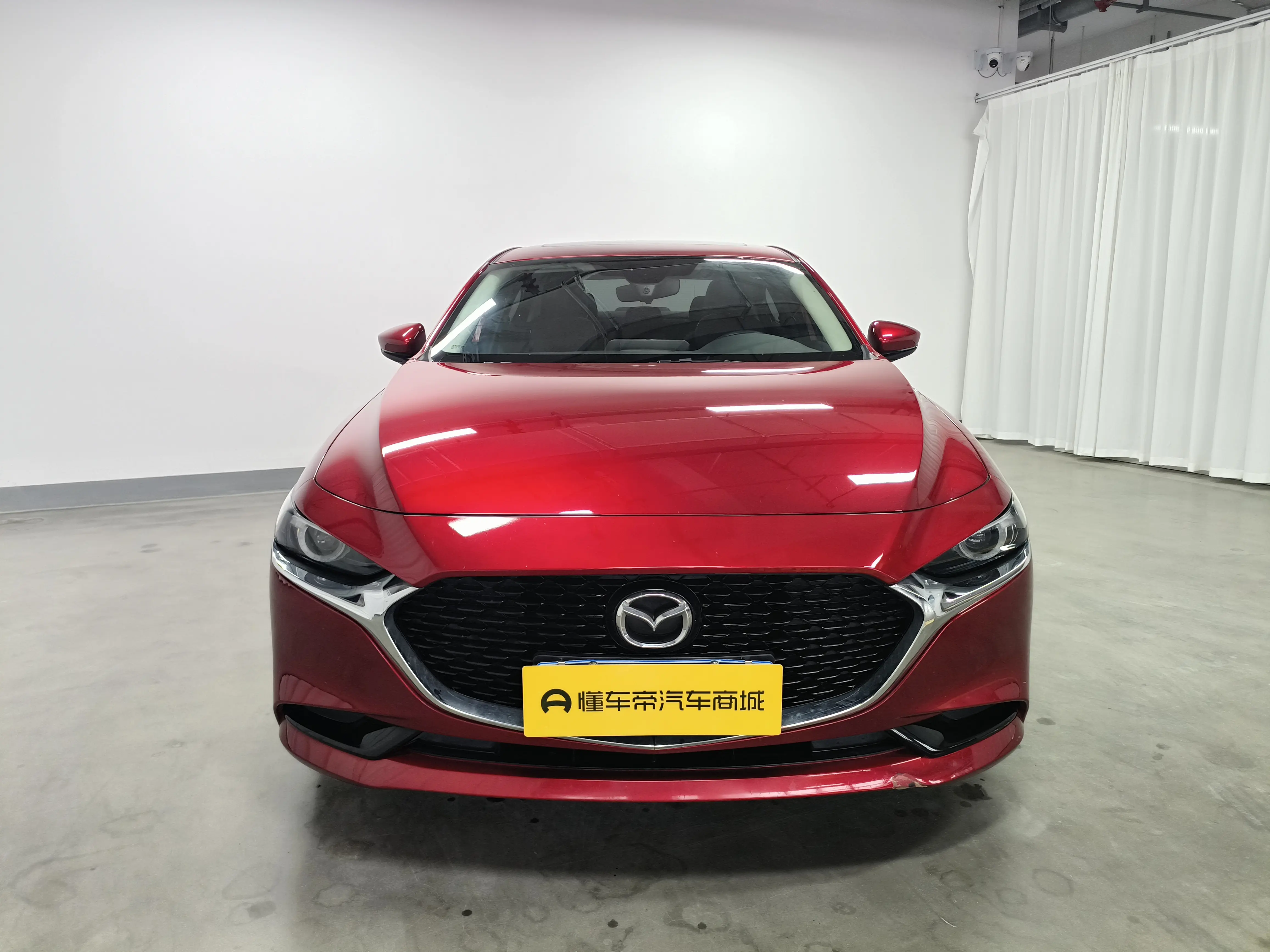 Mazda Axela (Mazda3)  из Китая