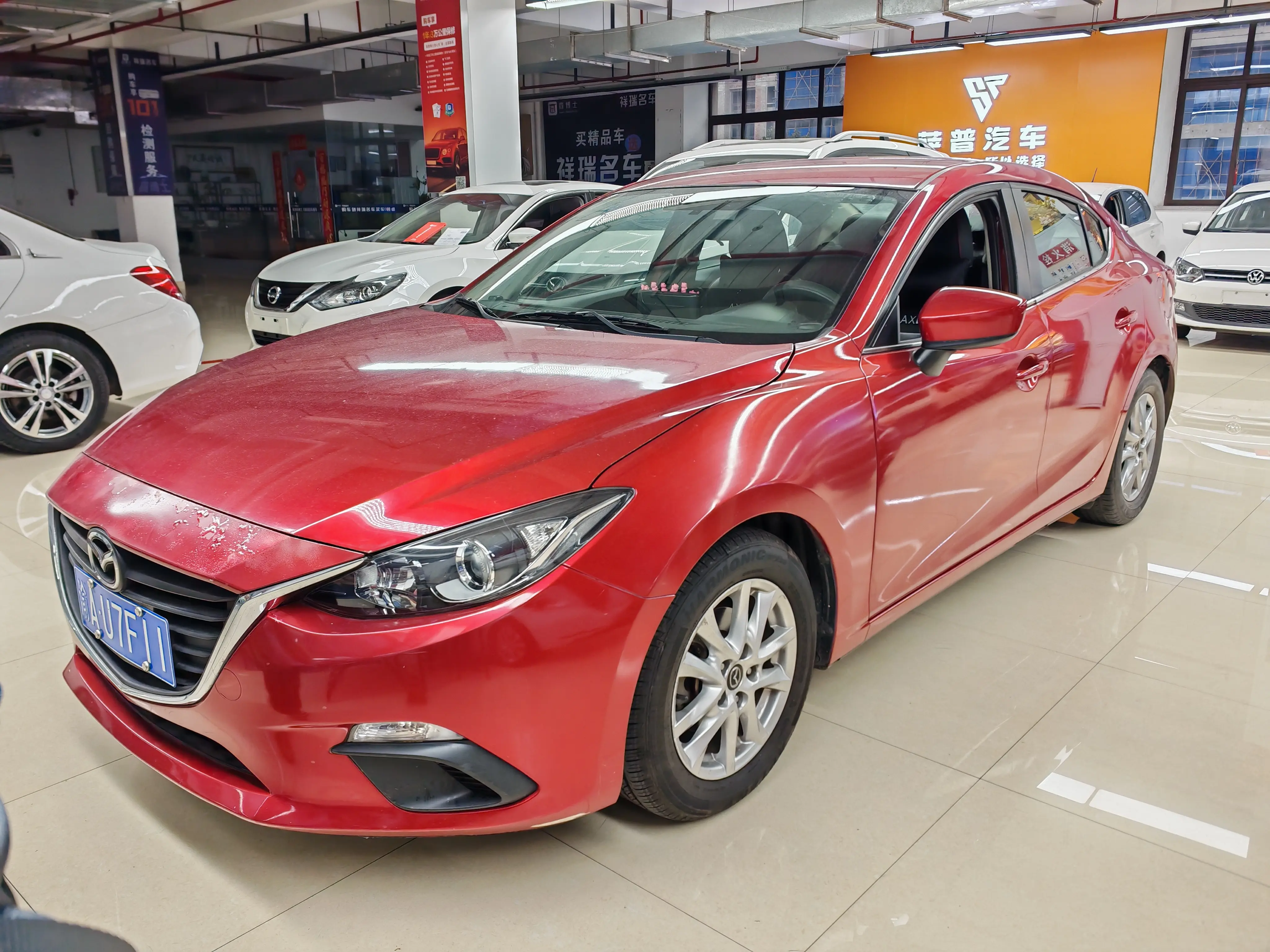 Mazda Axela (Mazda3)  из Китая