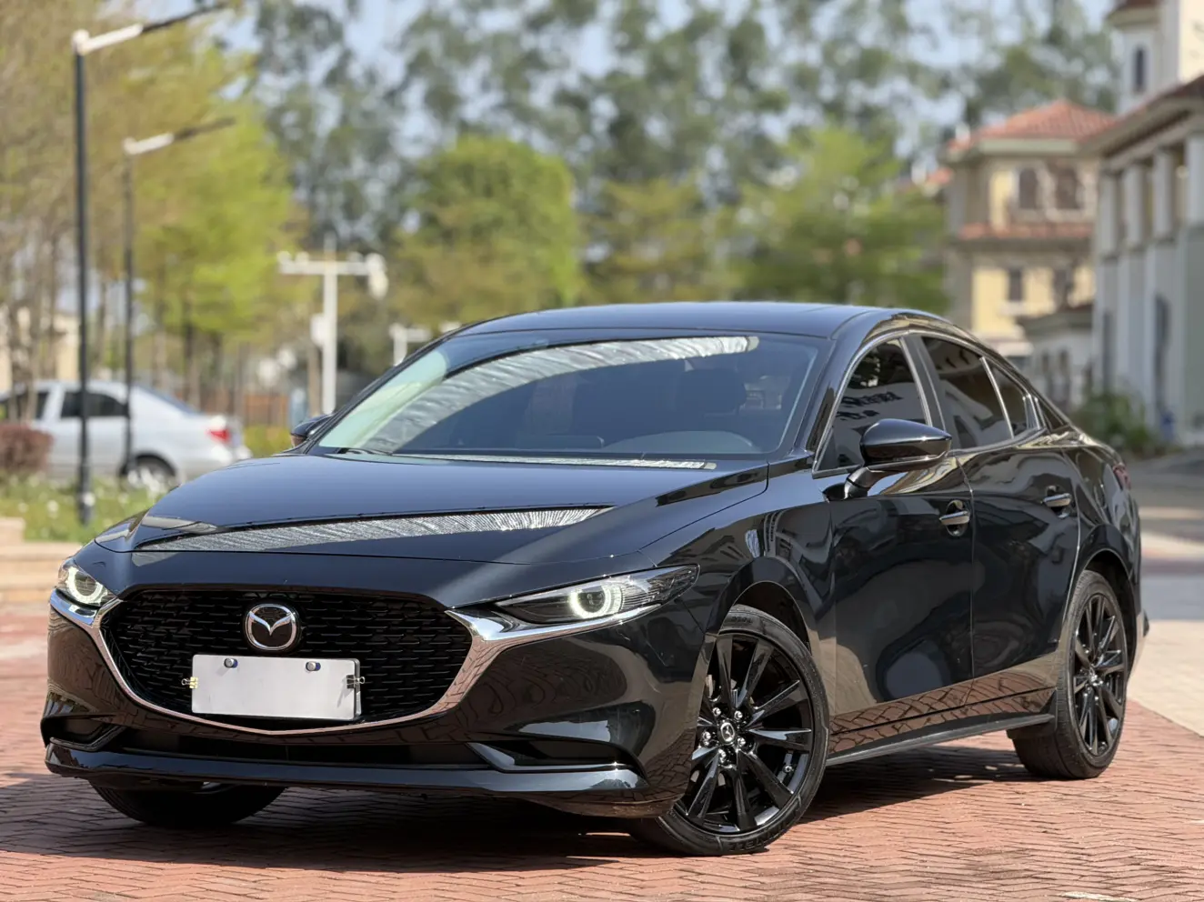 Mazda Axela (Mazda3)  из Китая