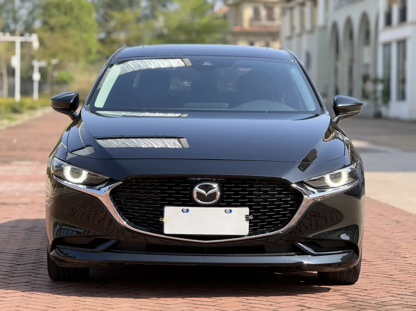Mazda Axela (Mazda3)  из Китая