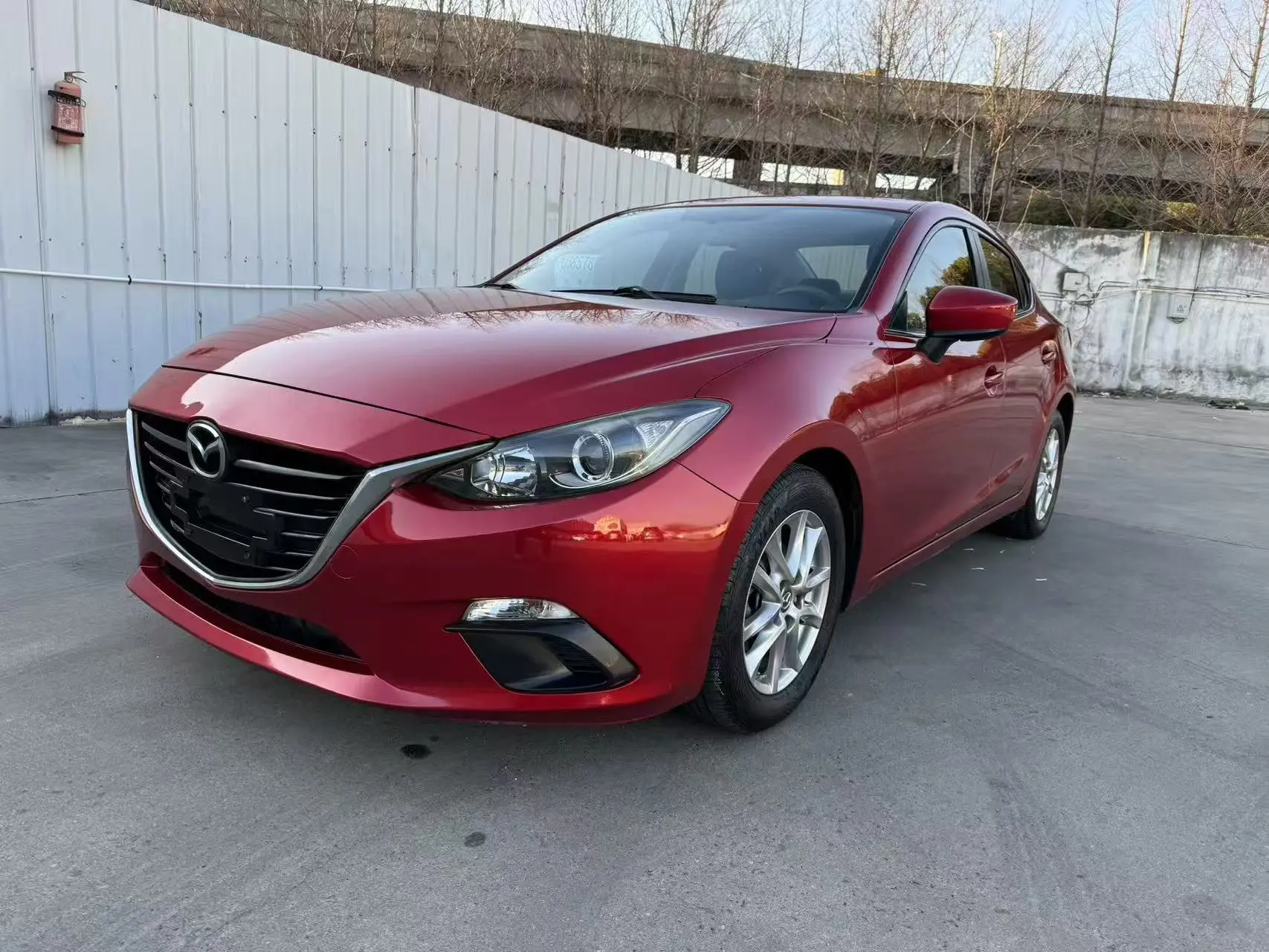 Mazda Axela (Mazda3)  из Китая