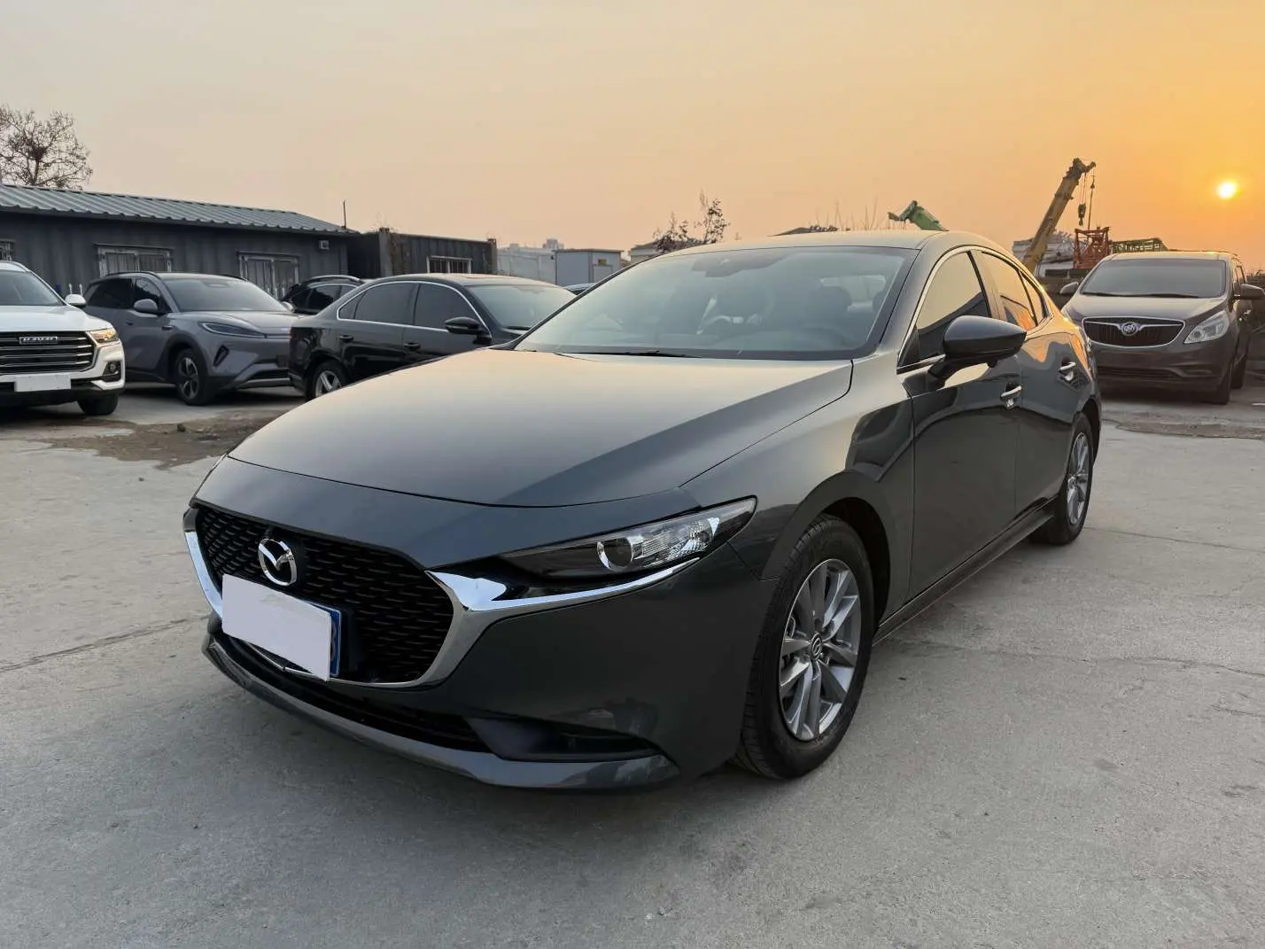 Mazda Axela (Mazda3)  из Китая
