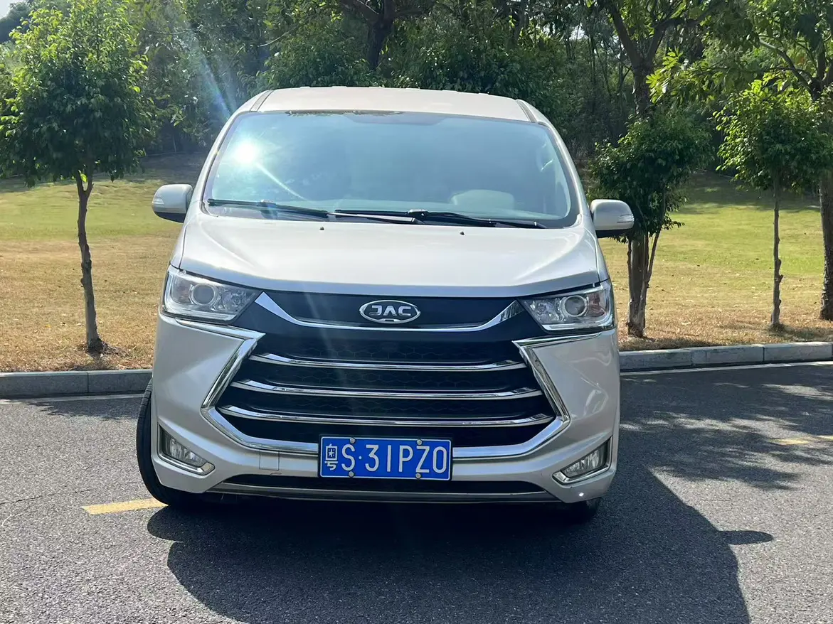 JAC Ruifeng M4  из Китая