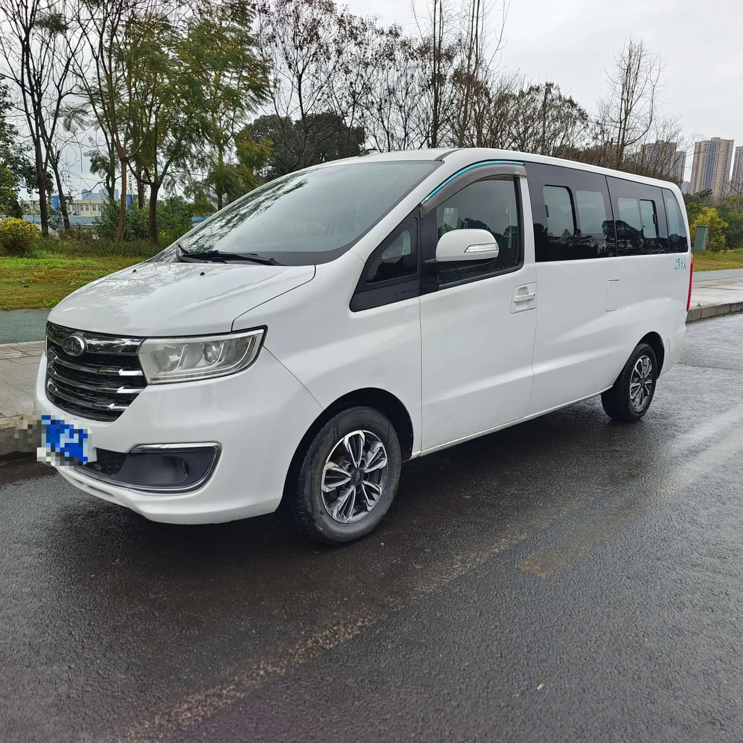 JAC Ruifeng M3  из Китая