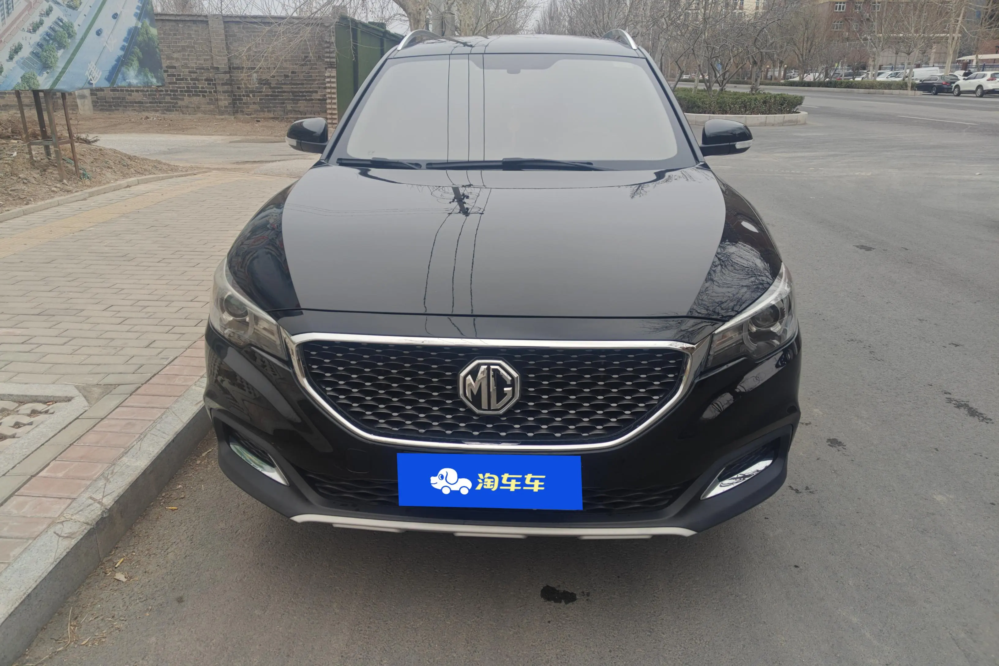 MG ZS  из Китая