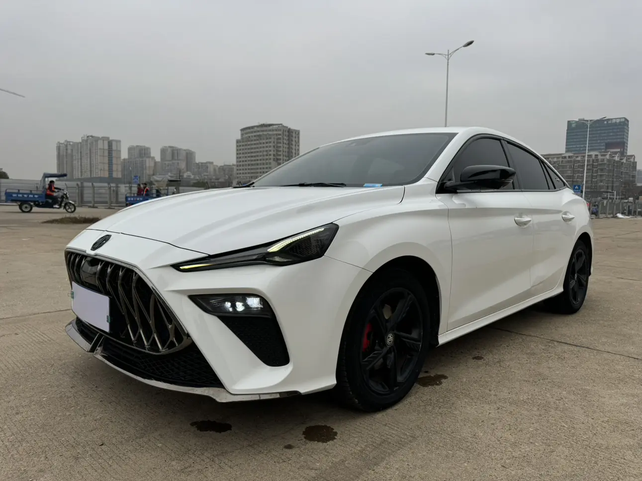 MG 5 Scorpio  из Китая