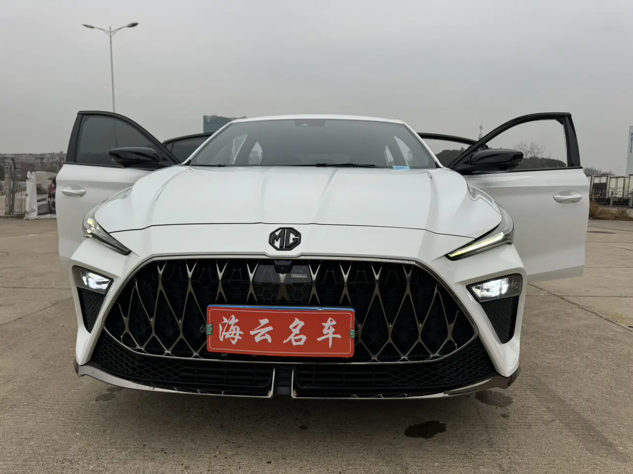 MG 5 Scorpio  из Китая