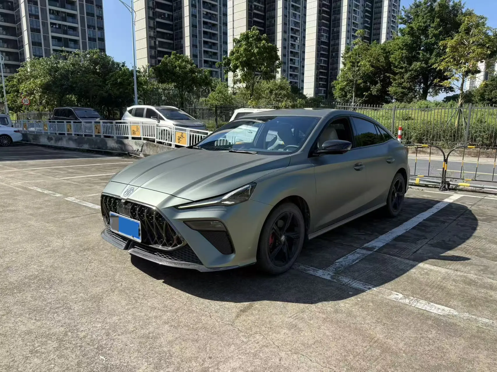 MG 5 Scorpio  из Китая