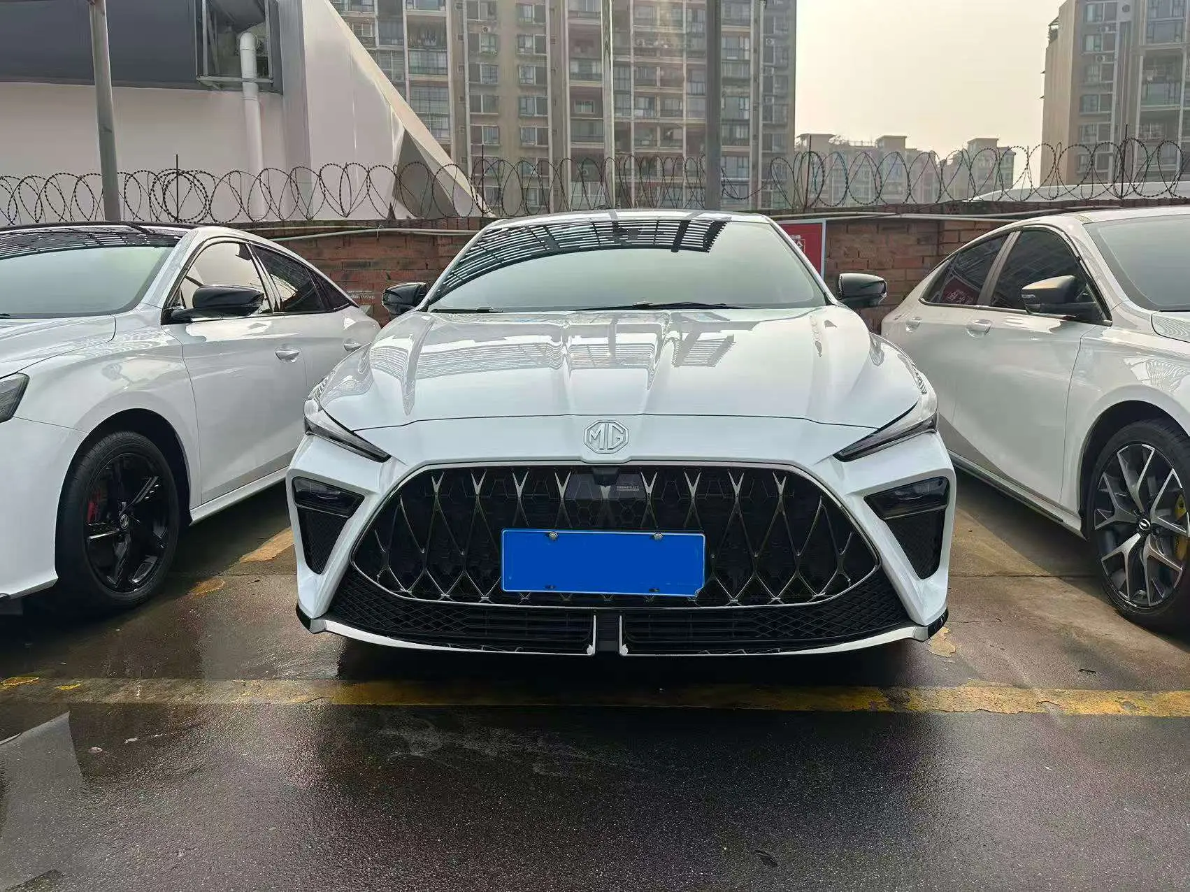 MG 5 Scorpio  из Китая