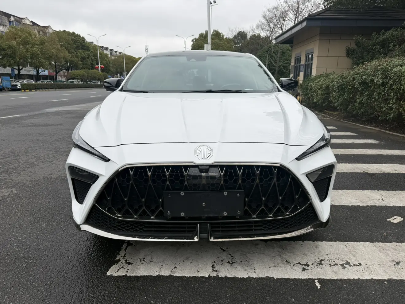 MG 5 Scorpio  из Китая