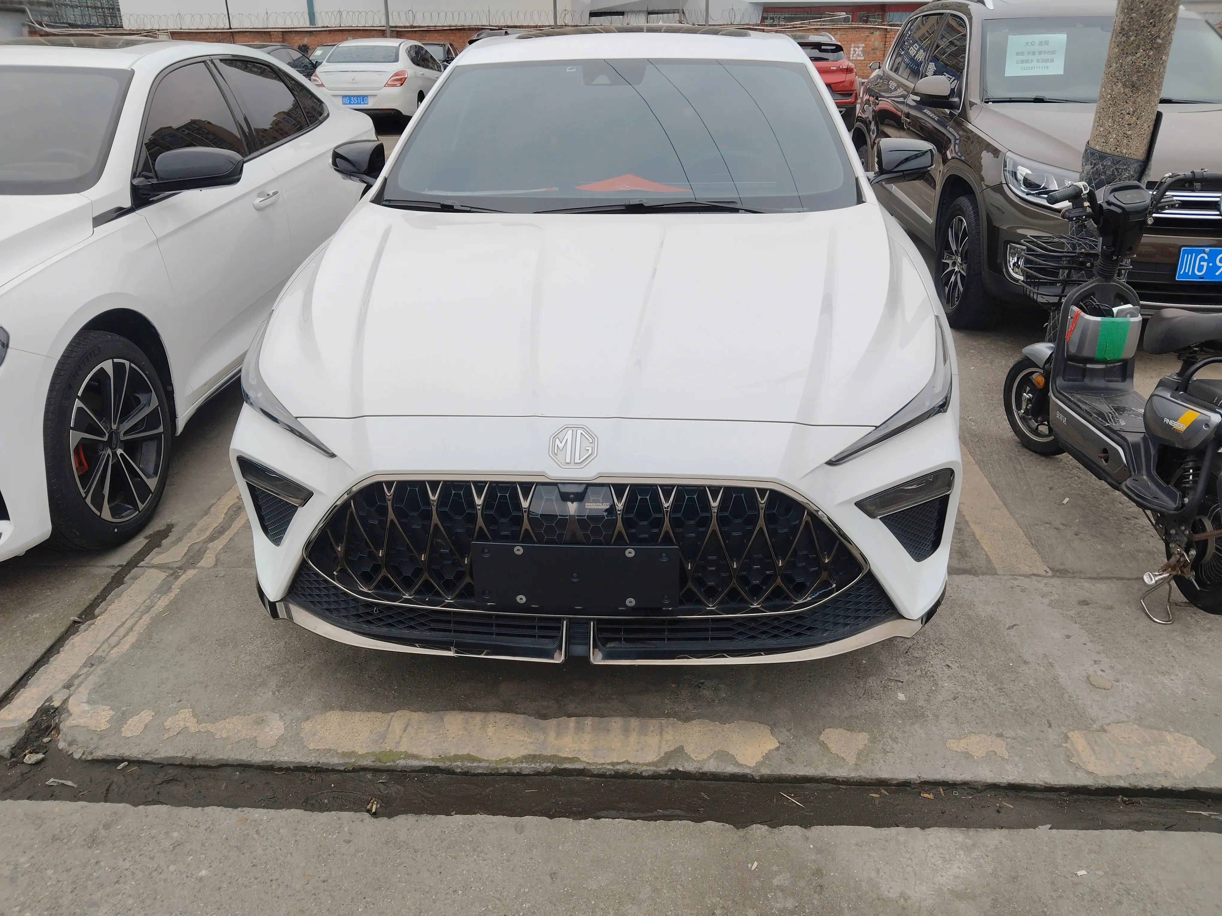 MG 5 Scorpio  из Китая