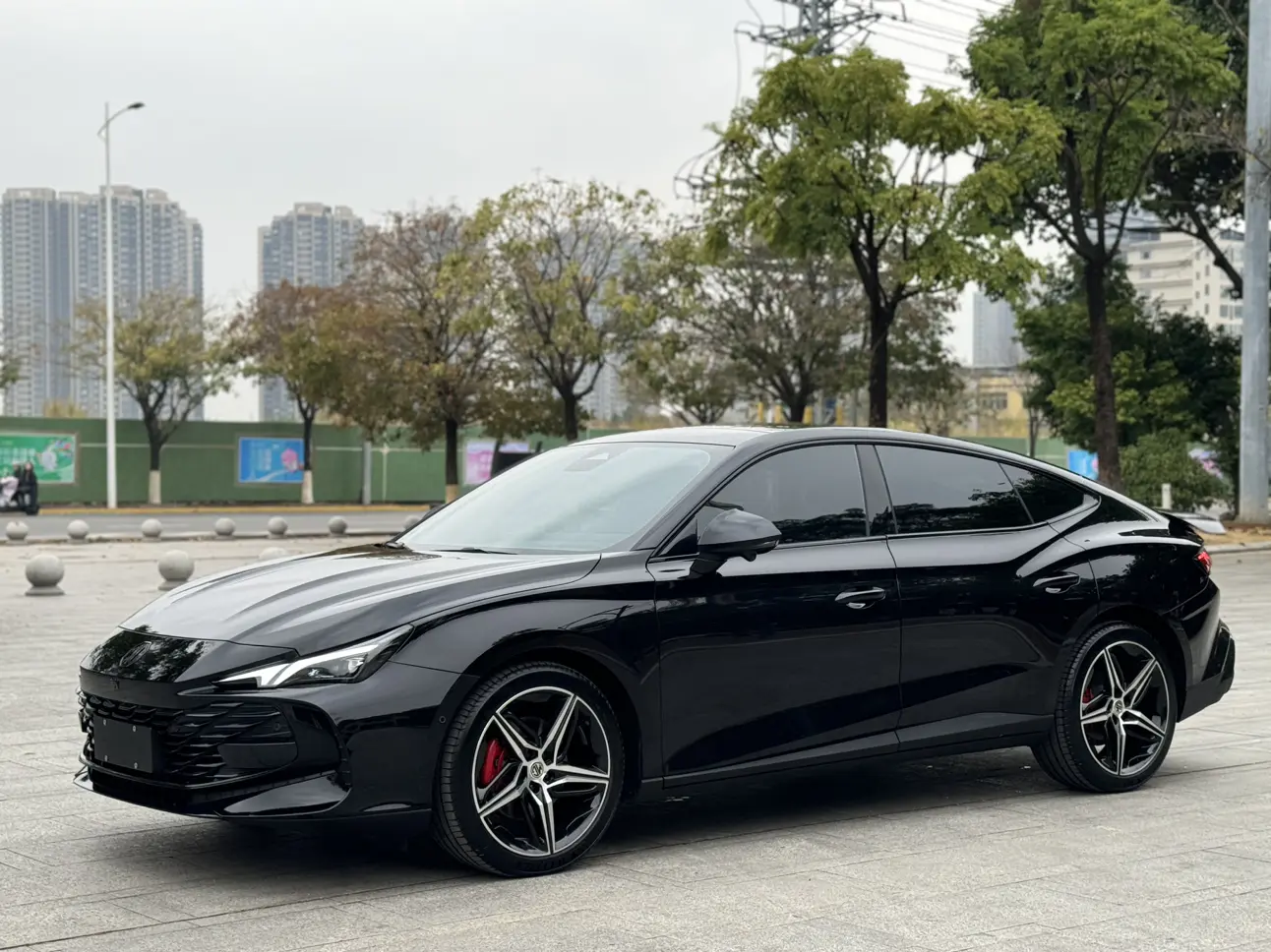 MG 7  из Китая