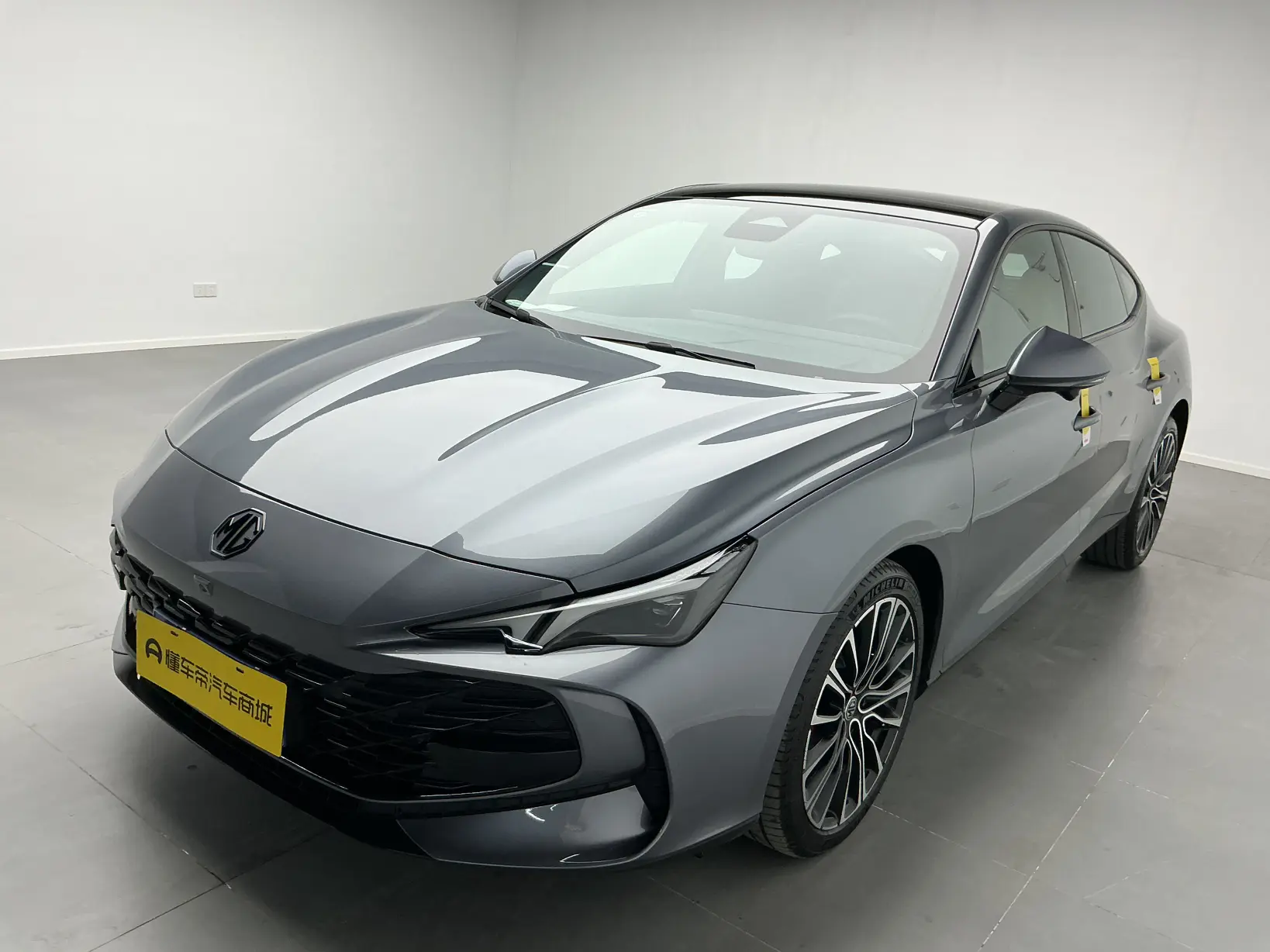 MG 7  из Китая