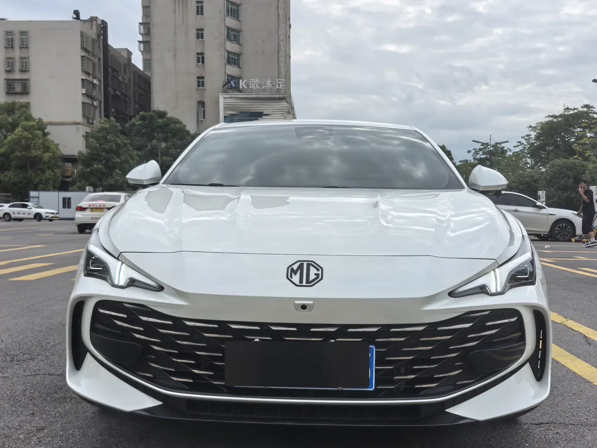 MG 7  из Китая