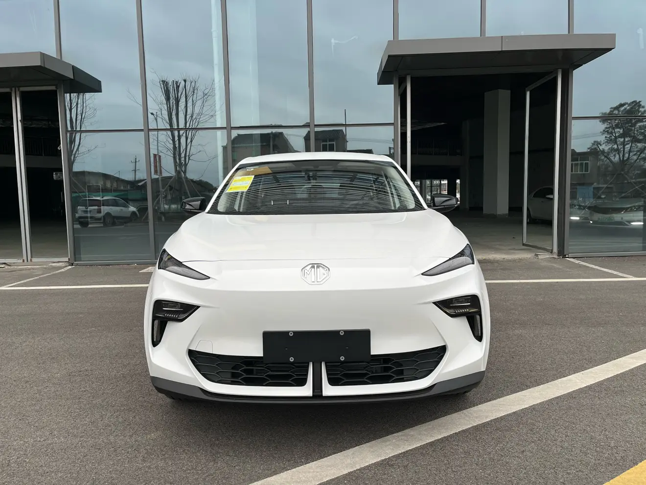 MG ES5  из Китая