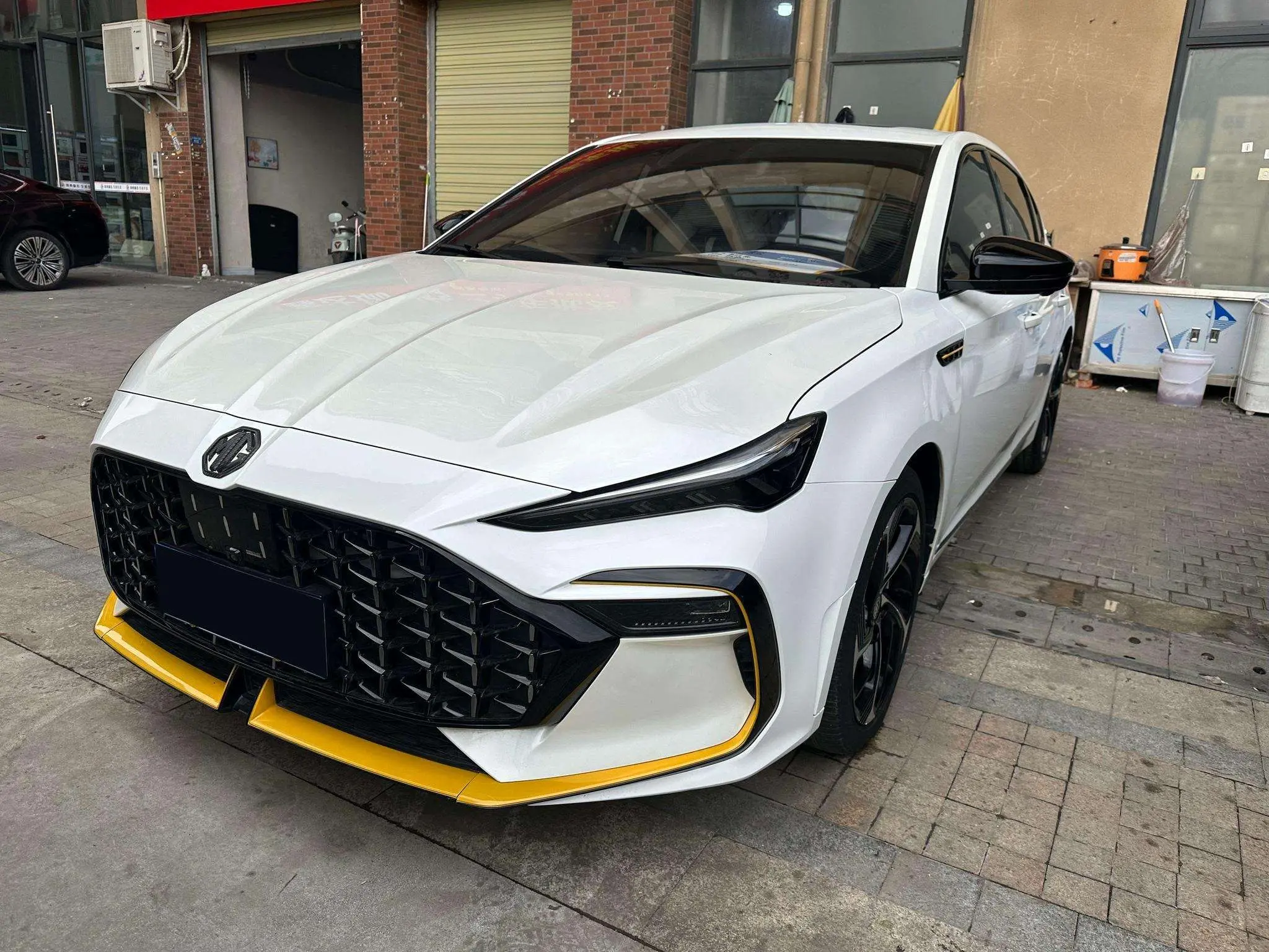 MG 6  из Китая