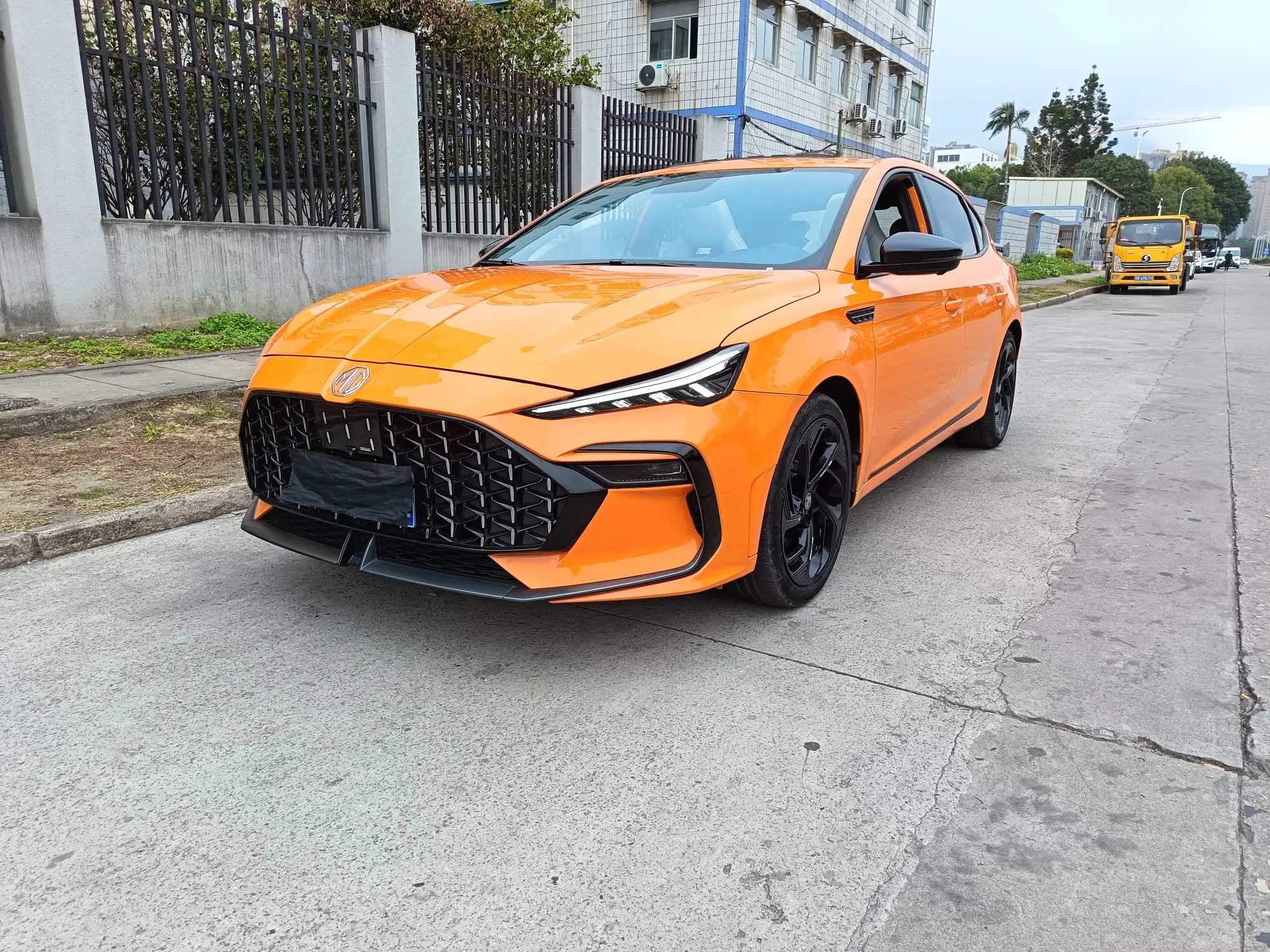 MG 6  из Китая