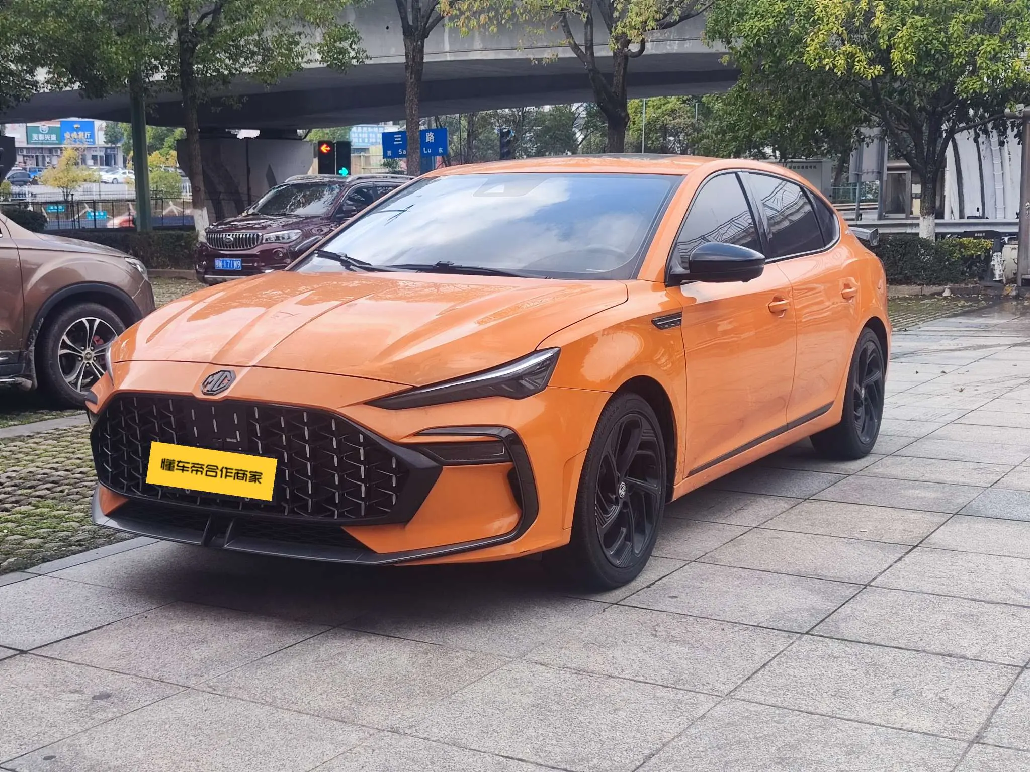 MG 6  из Китая