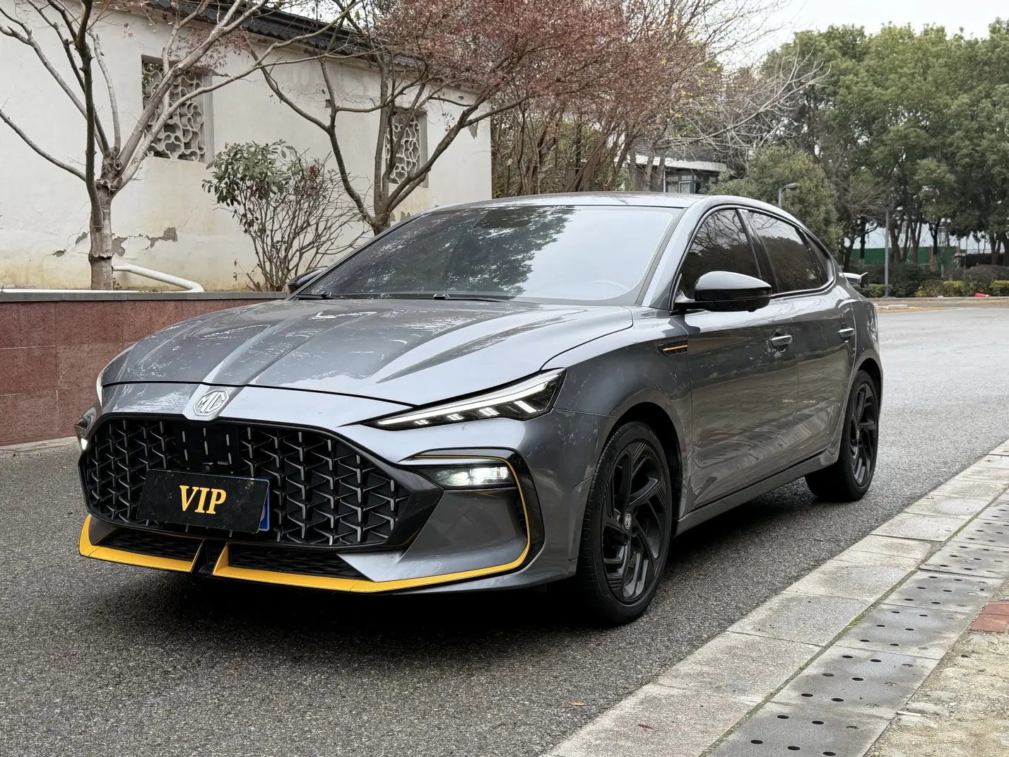 MG 6  из Китая