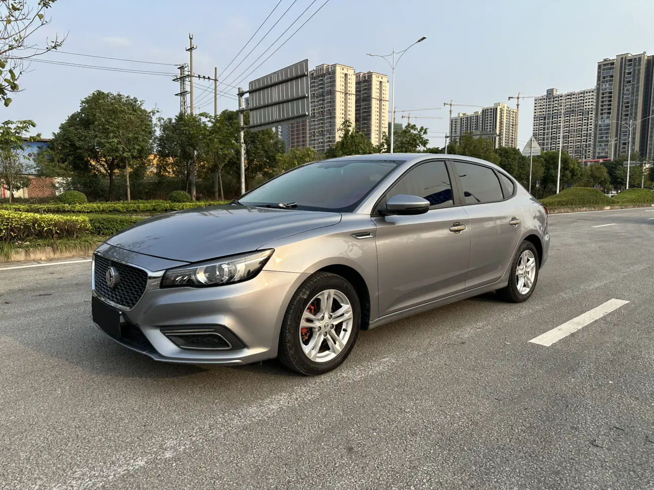MG 6  из Китая