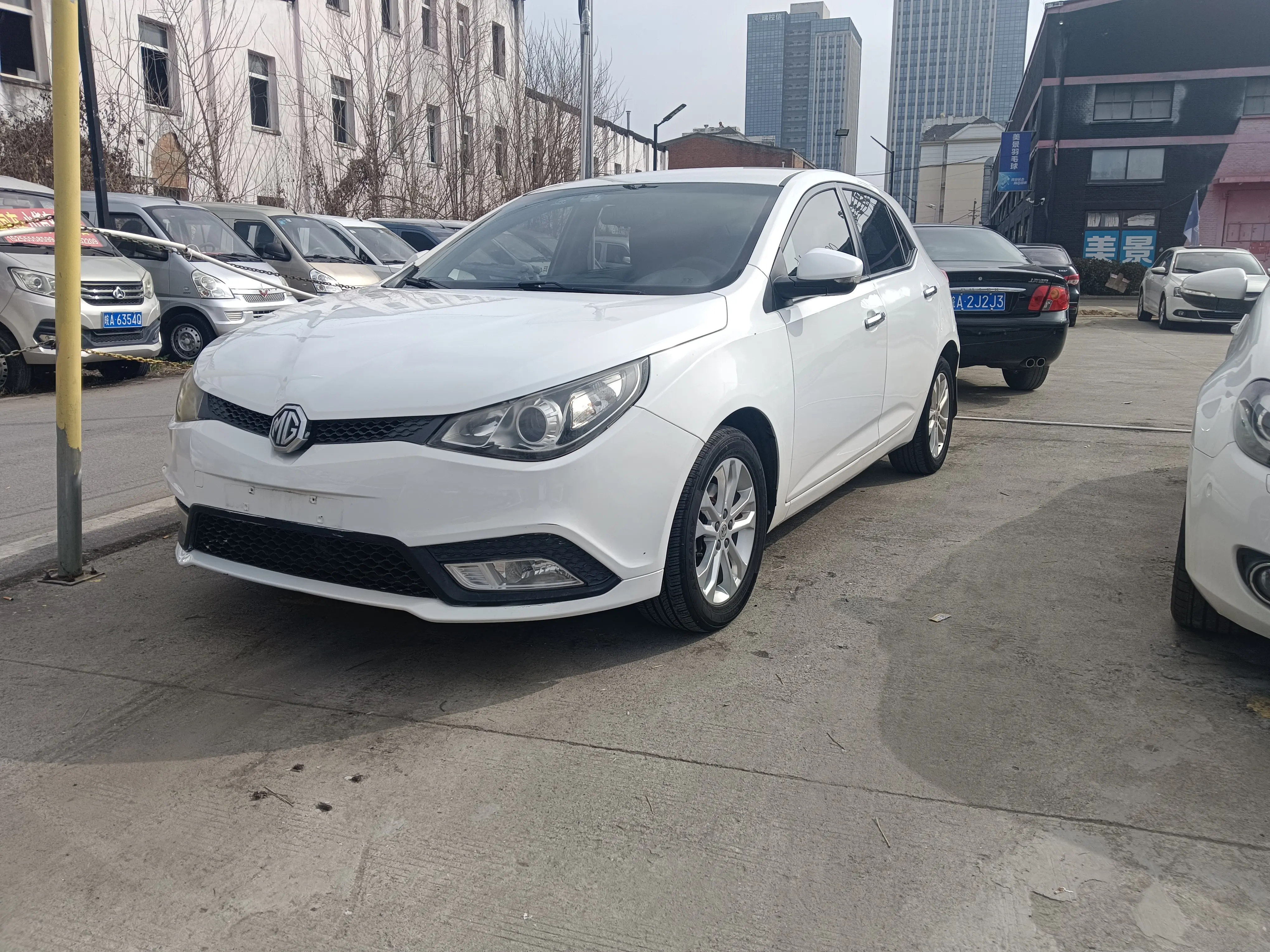 MG 5  из Китая