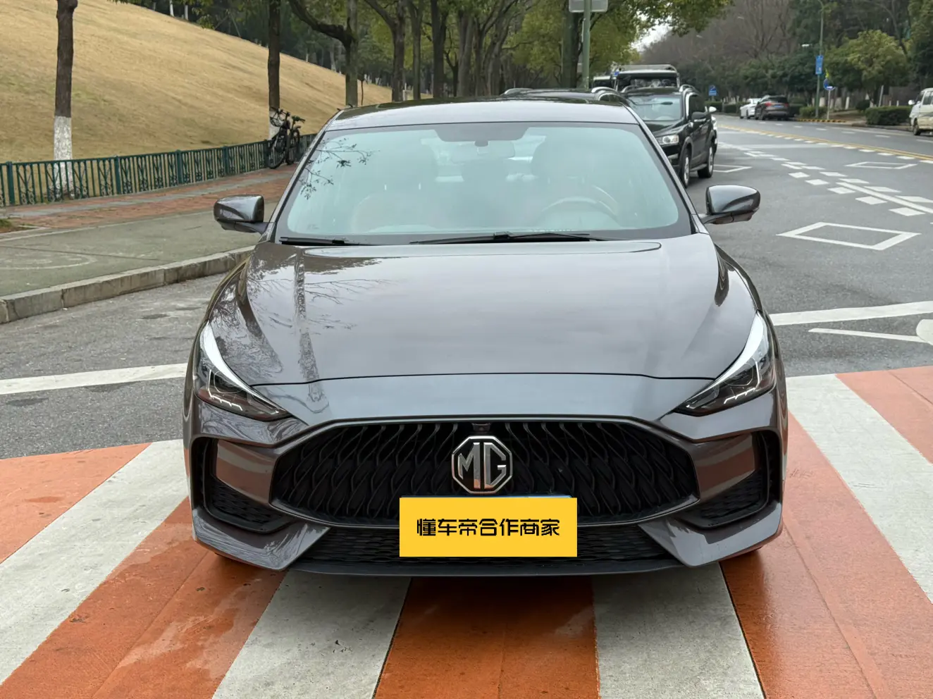 MG 5  из Китая