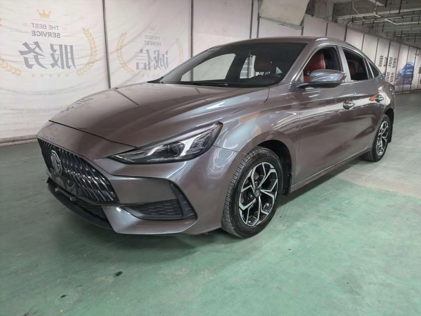 MG 5  из Китая