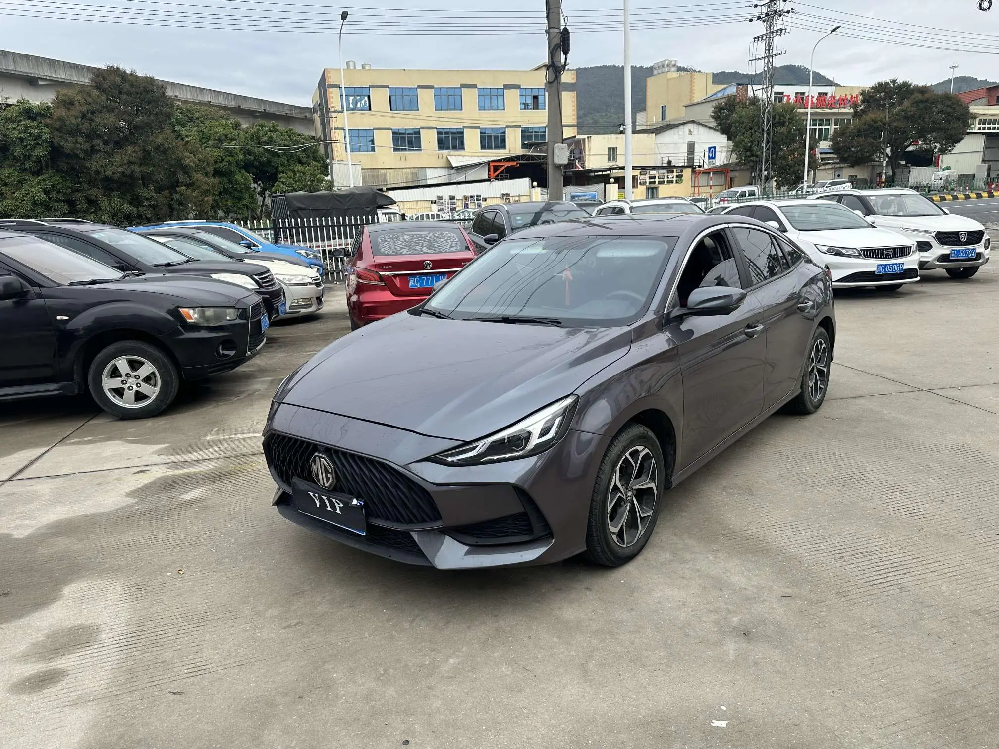 MG 5  из Китая