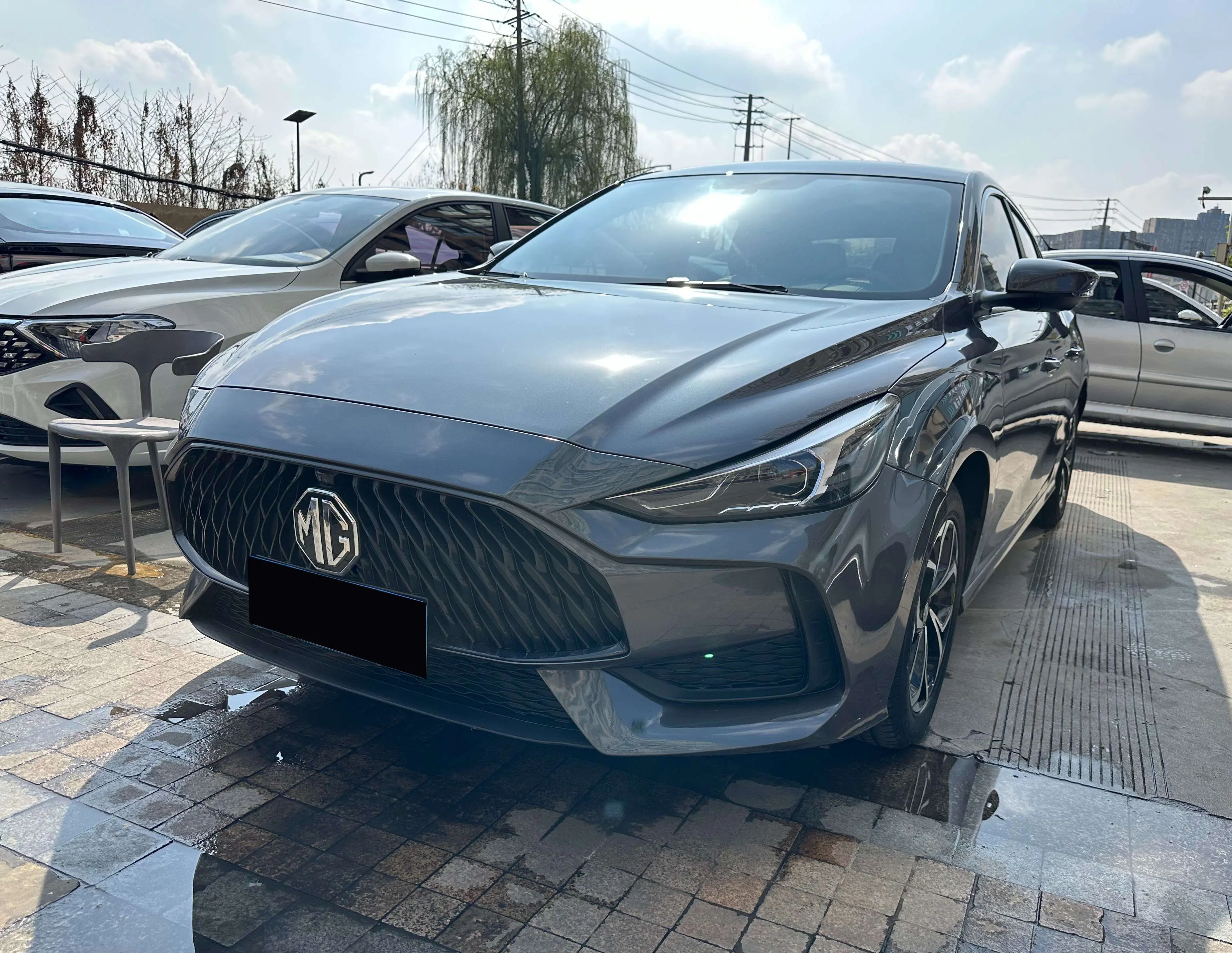 MG 5  из Китая