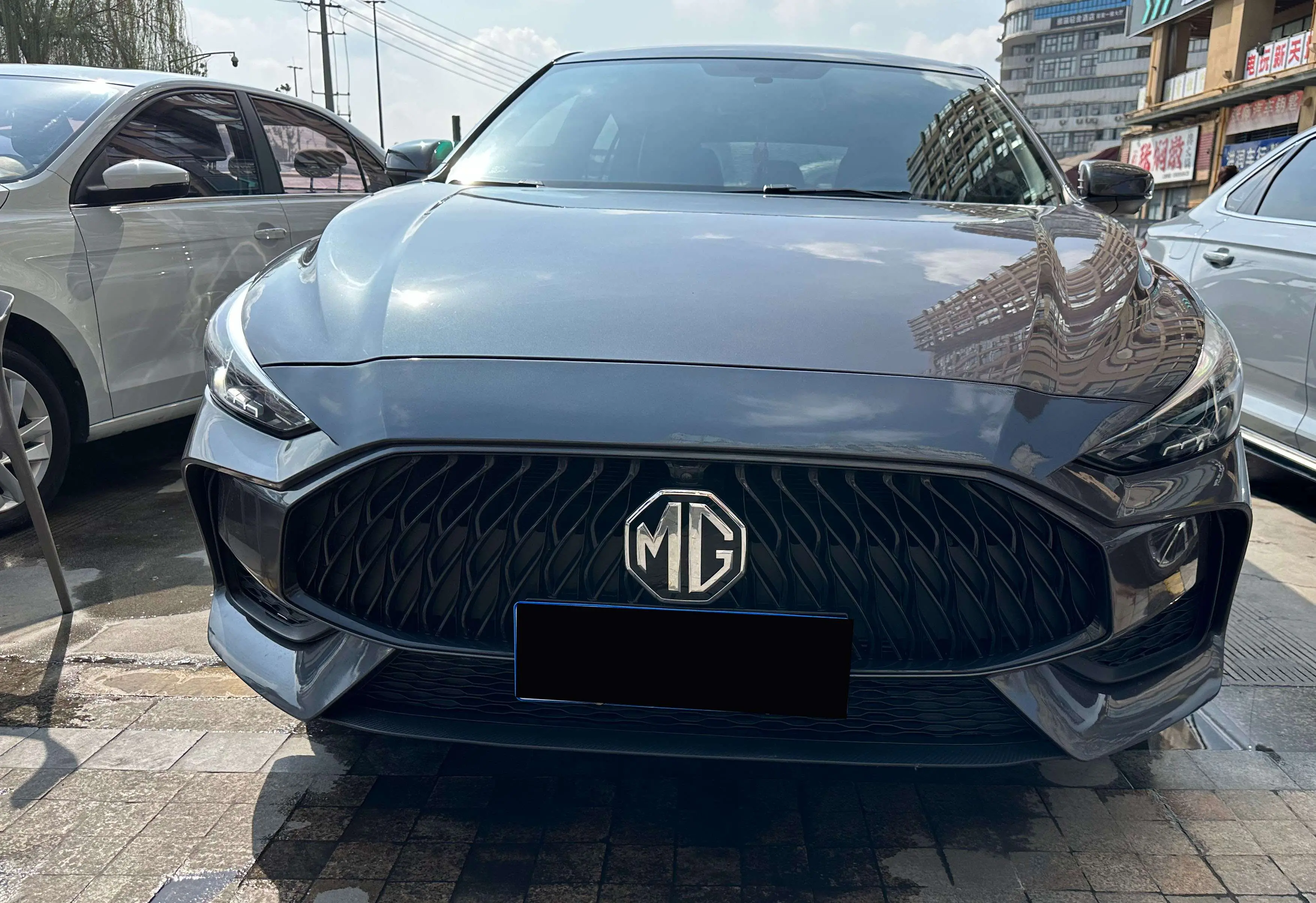 MG 5  из Китая