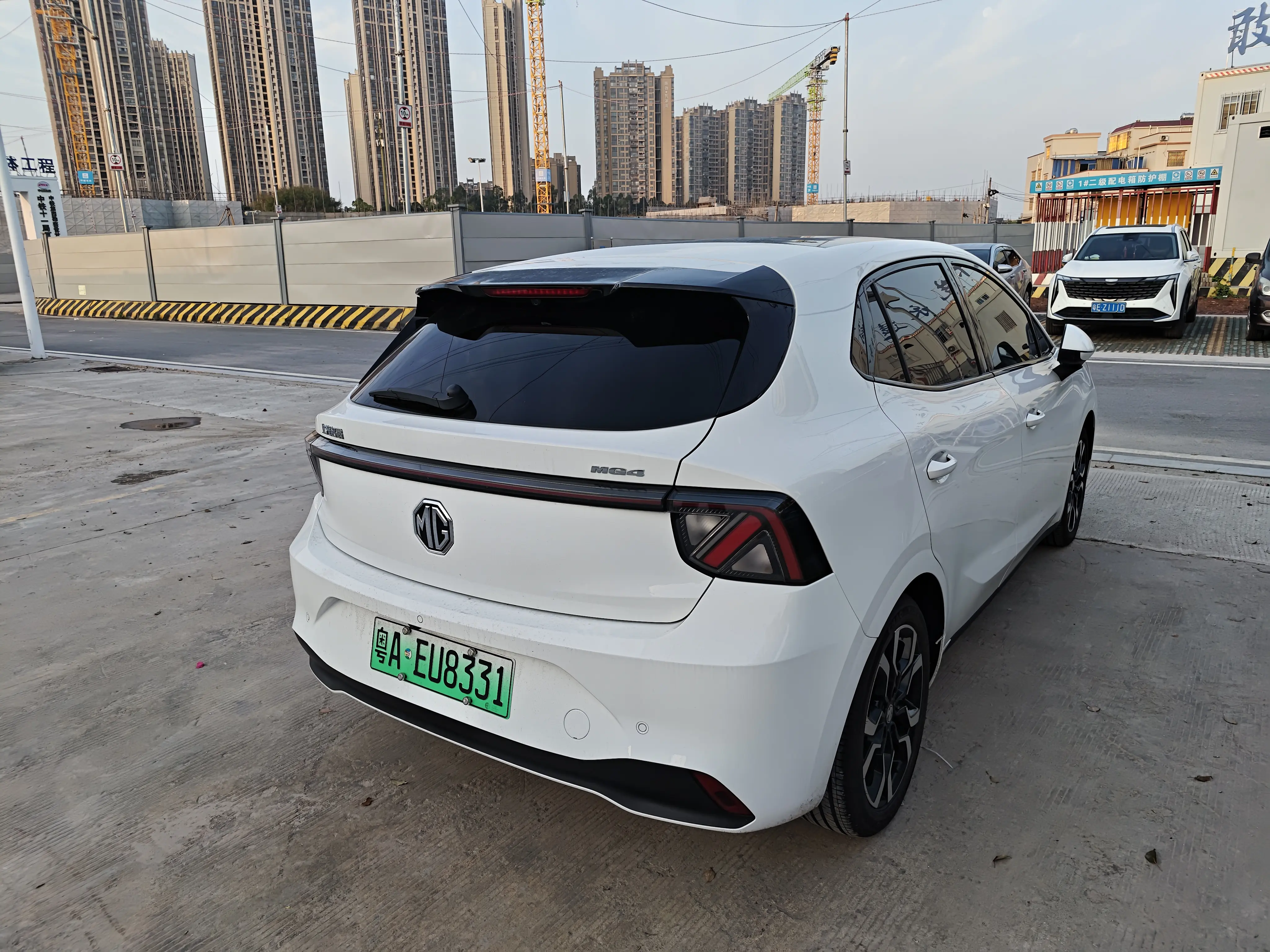 MG 4  из Китая