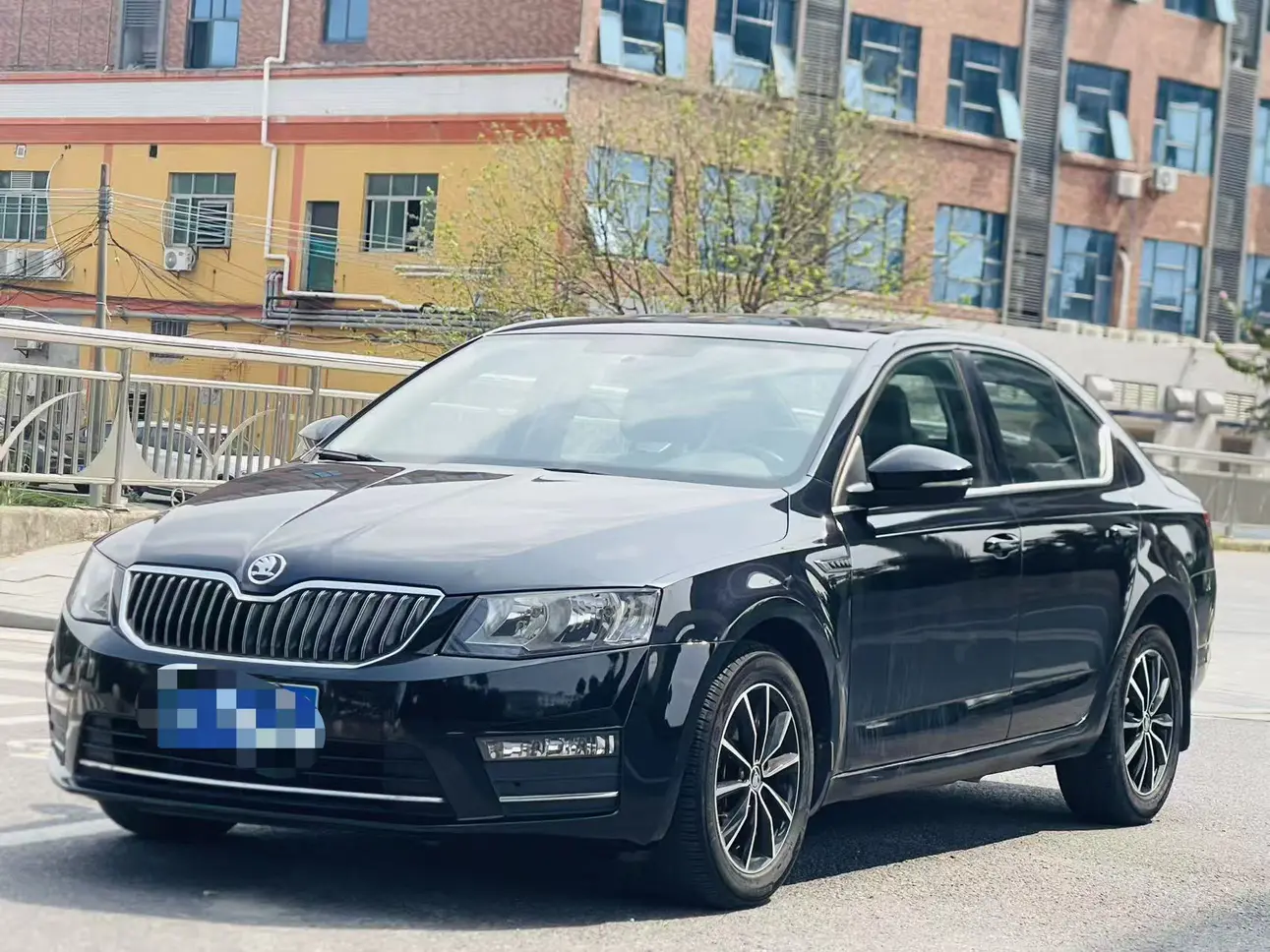 Skoda Octavia  из Китая