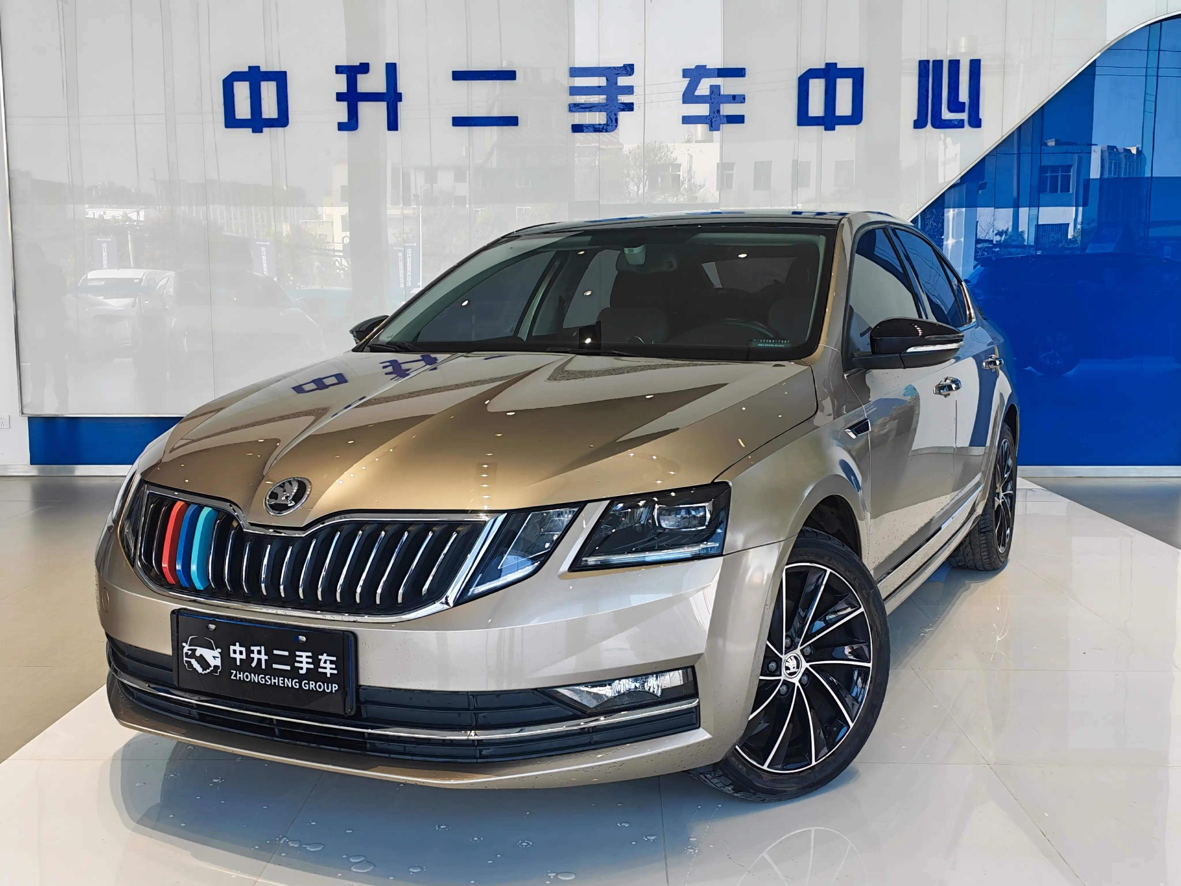 Skoda Octavia  из Китая