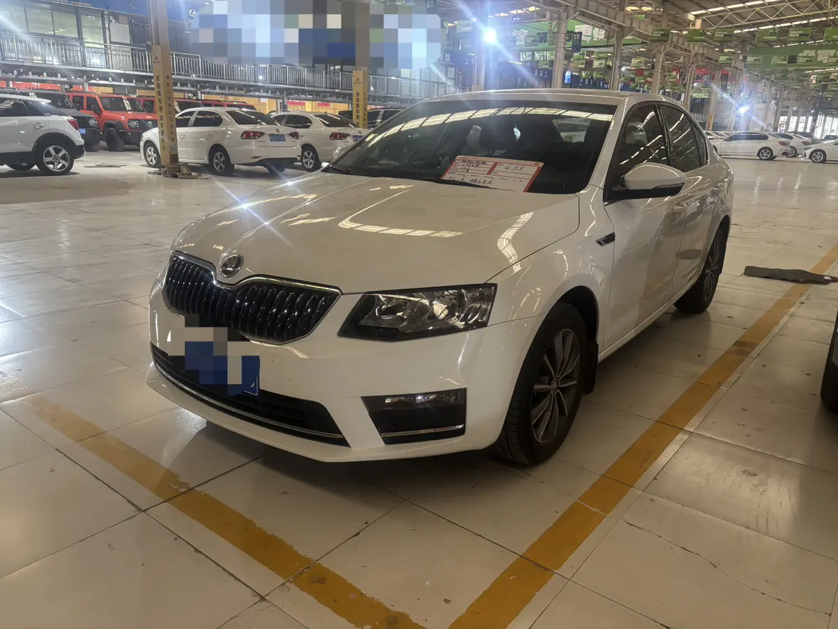 Skoda Octavia  из Китая