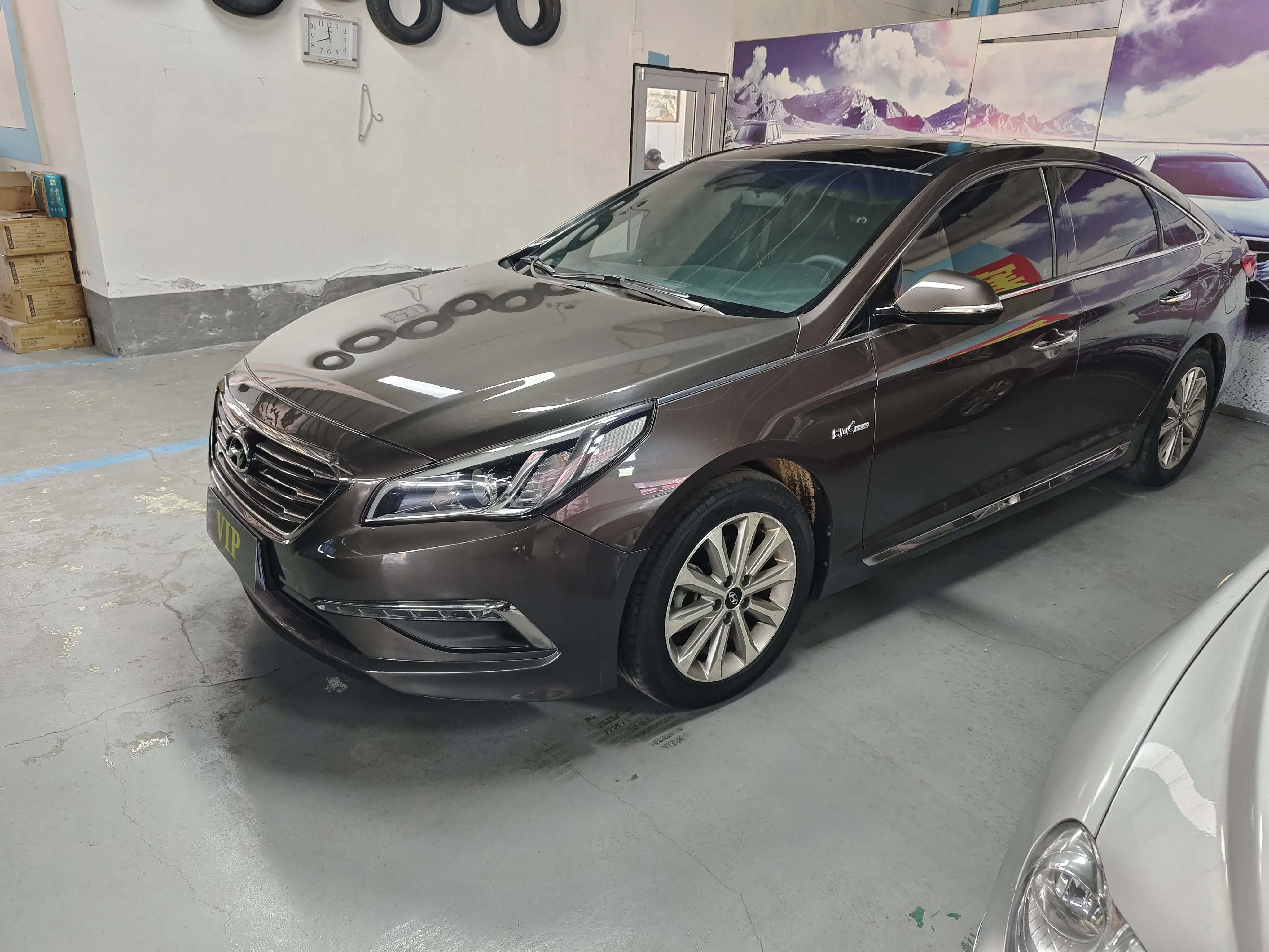 Hyundai Sonata nine