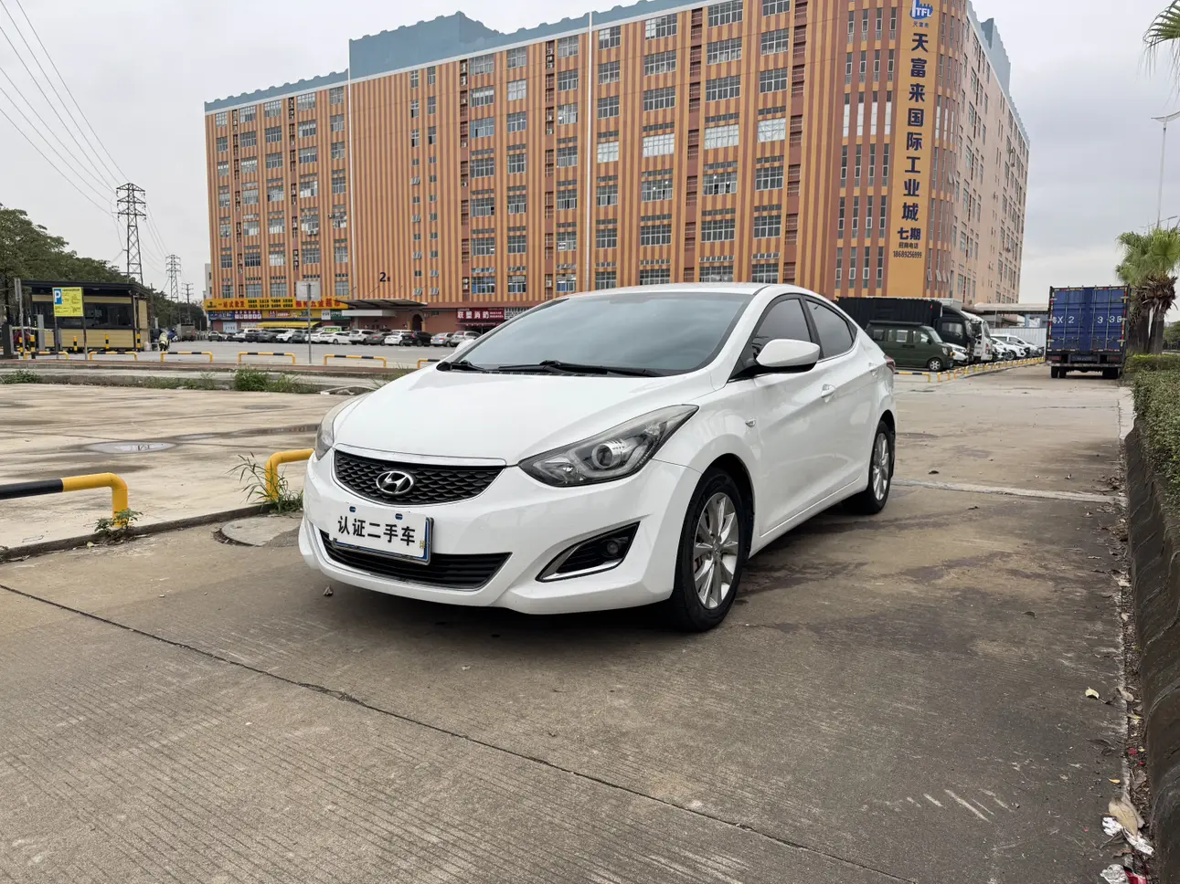 Hyundai Elantra  из Китая