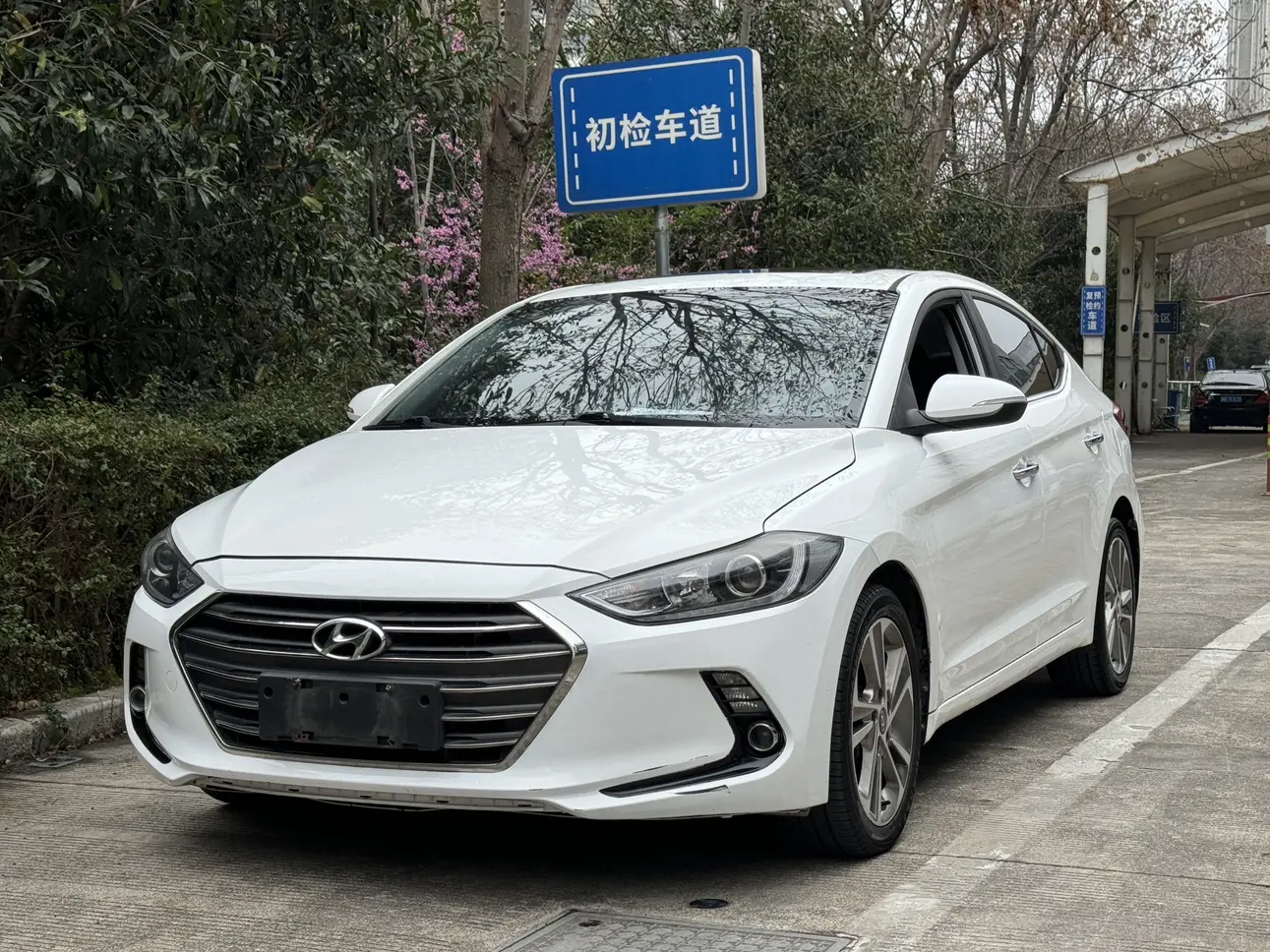 Hyundai Lead