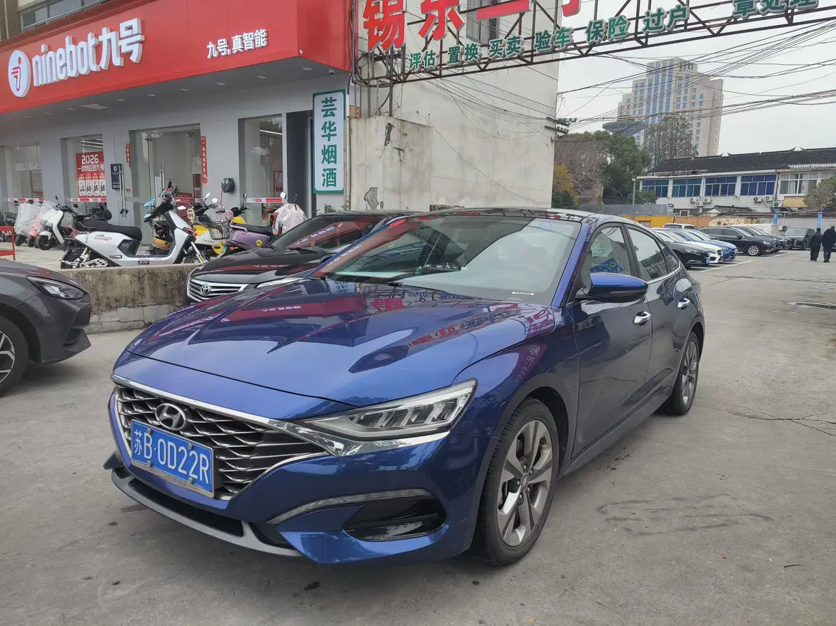 Hyundai Lafesta