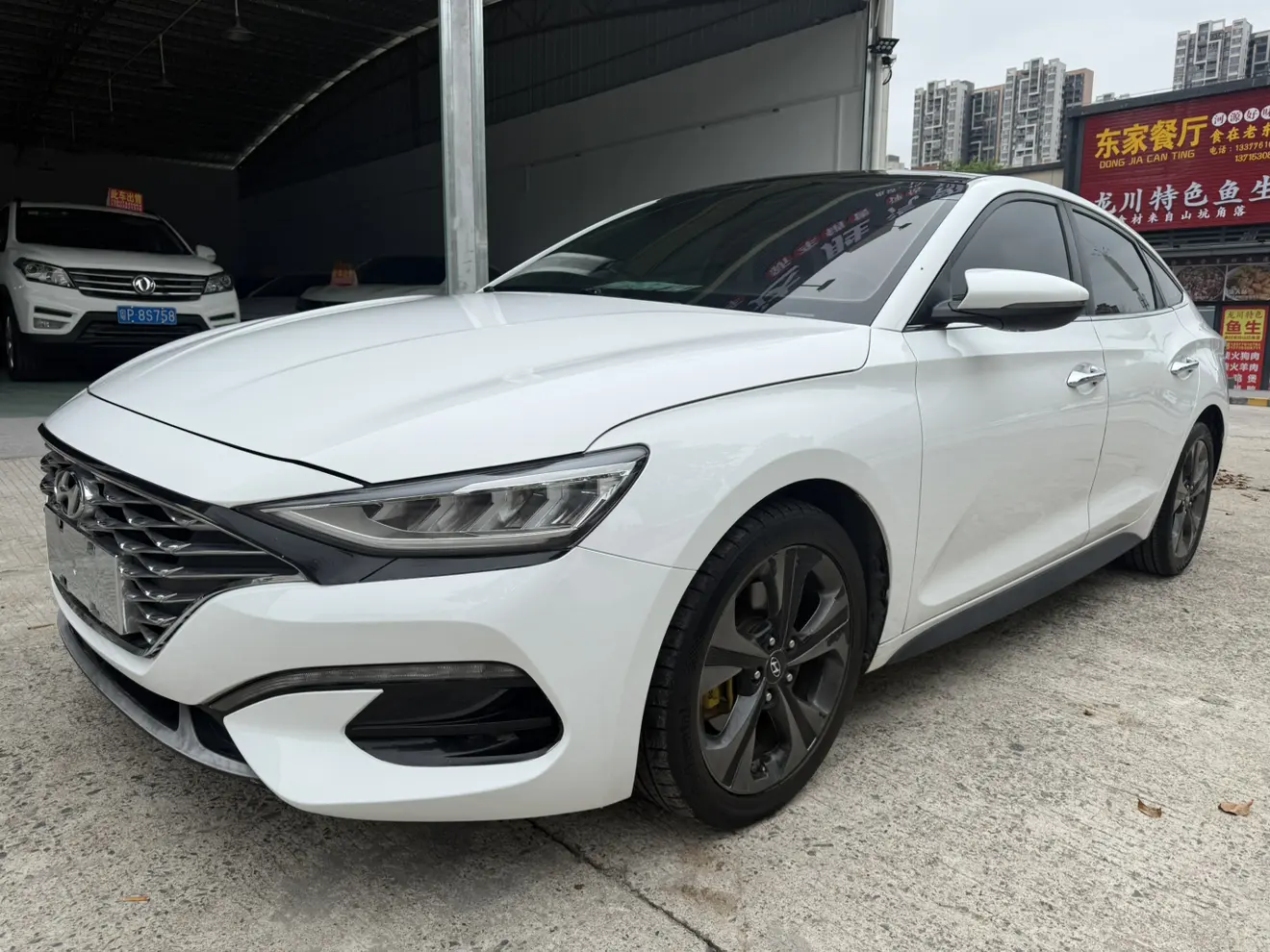 Hyundai Lafesta