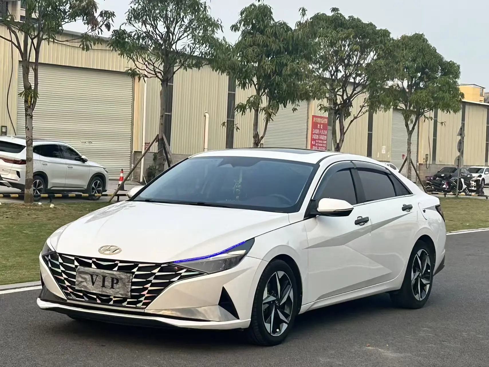 Hyundai Elantra  из Китая